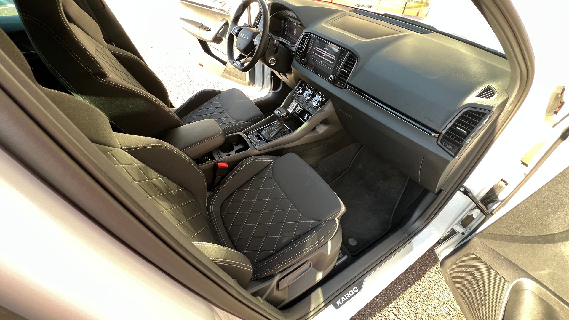 SKODA Karoq 2.0 TSI SportLine 4x4 DSG-image-7