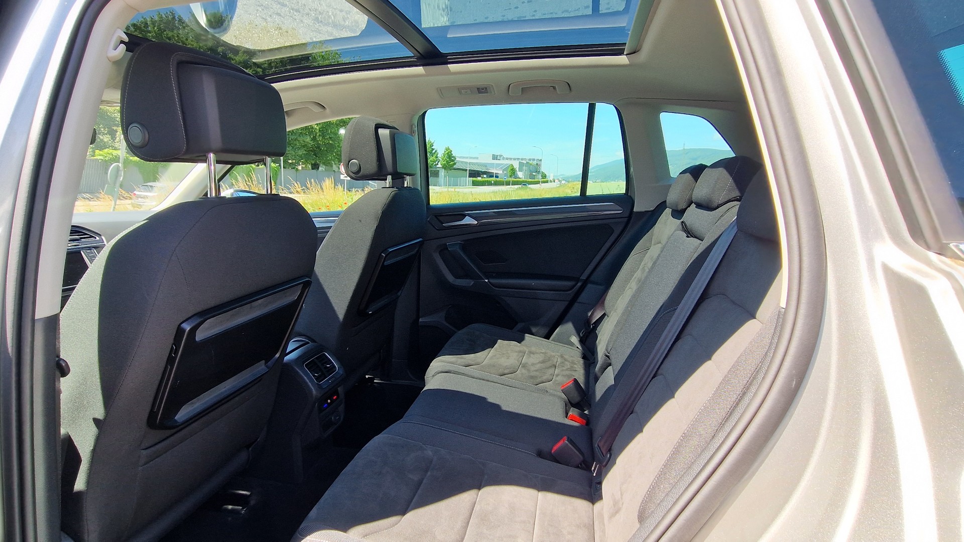 VW Tiguan 2.0 TDI SCR Highline4Motion DSG-image-11