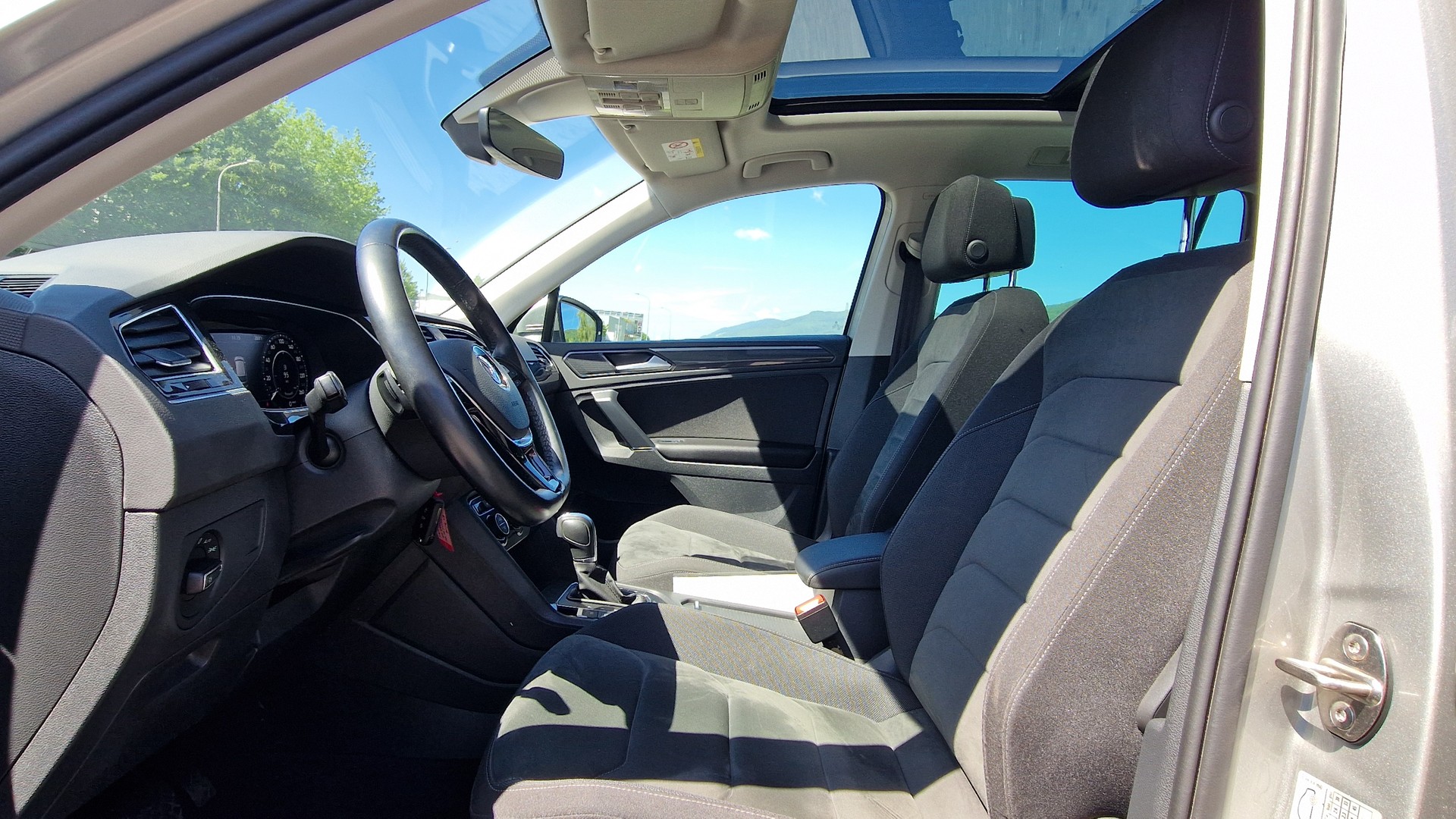 VW Tiguan 2.0 TDI SCR Highline4Motion DSG-image-6
