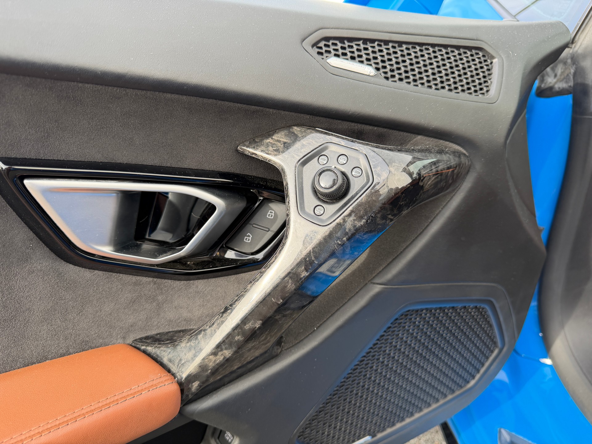 LAMBORGHINI Huracan LP610-4 Spyder DCT-image-11