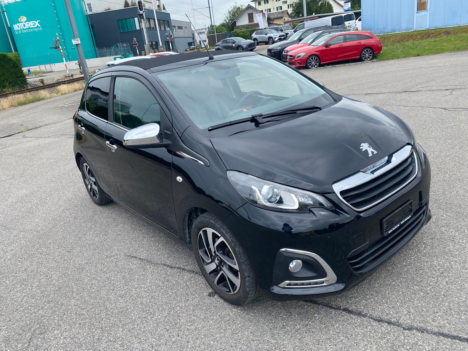 PEUGEOT 108 1.2 VTi Active-image-1