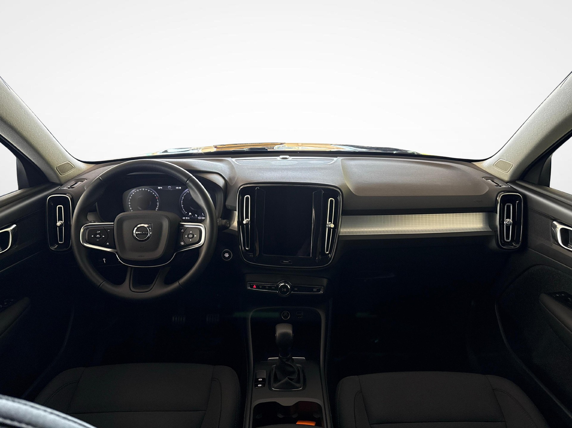VOLVO XC40 1.5 T2 Momentum + Ruote invernali incluse-image-8