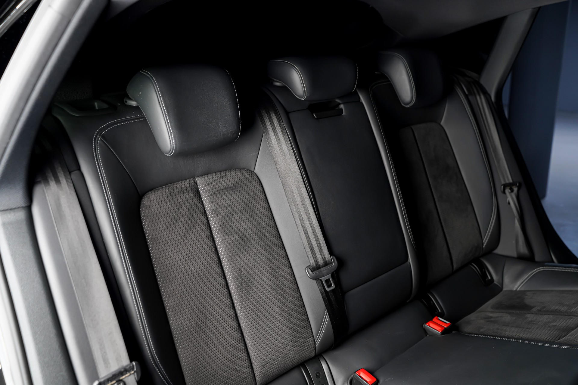 AUDI A7 Sportback 50 TDI S-Line quattro S-tronic-image-17