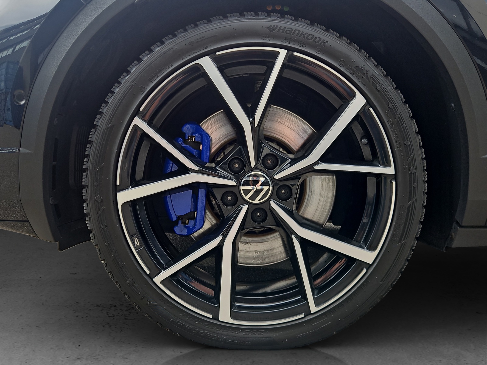 VW VW T-Roc R 4Motion-image-5