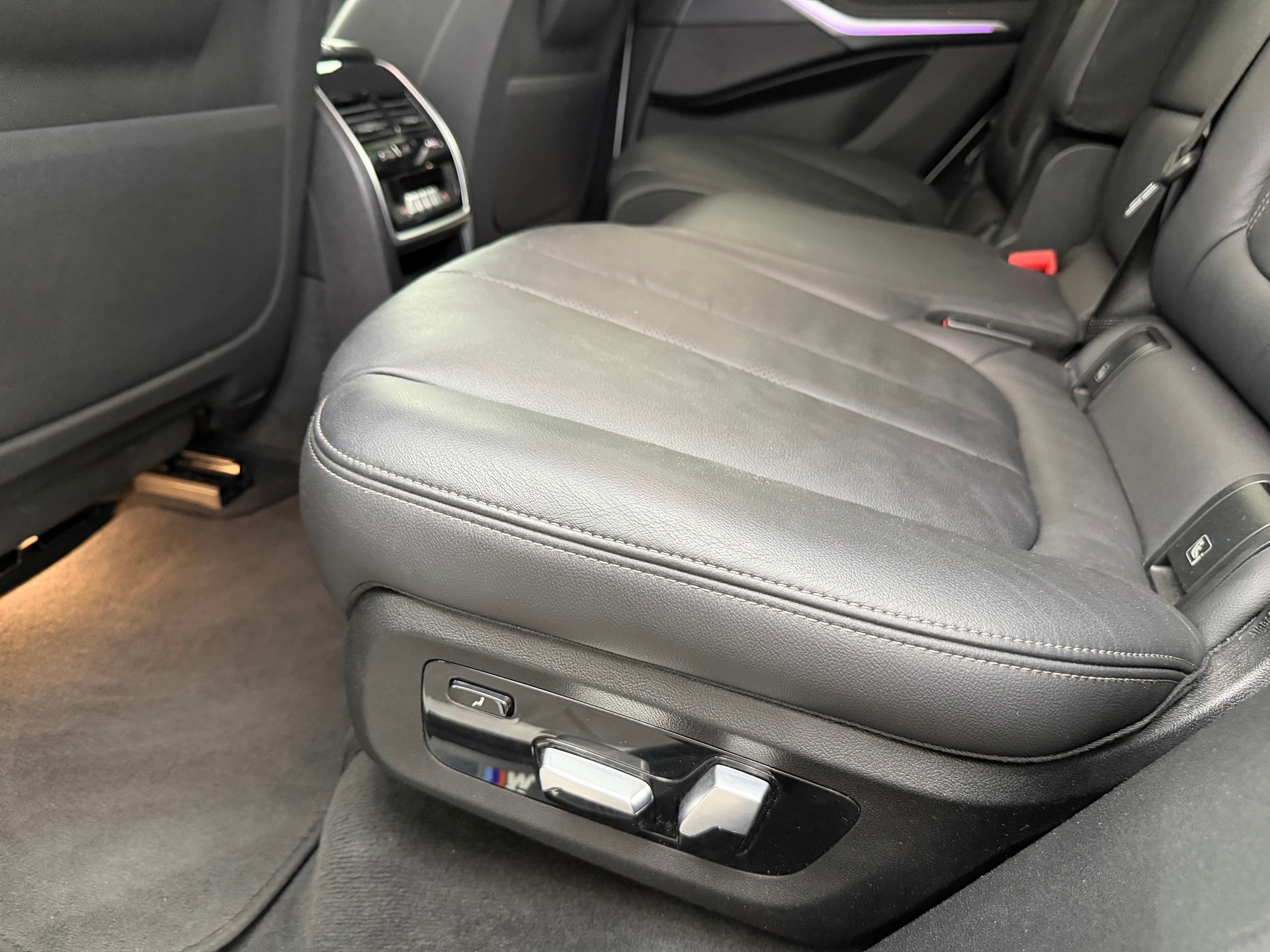 BMW X5 xDrive 40i Steptronic M Sportpaket ⭐️-image-18