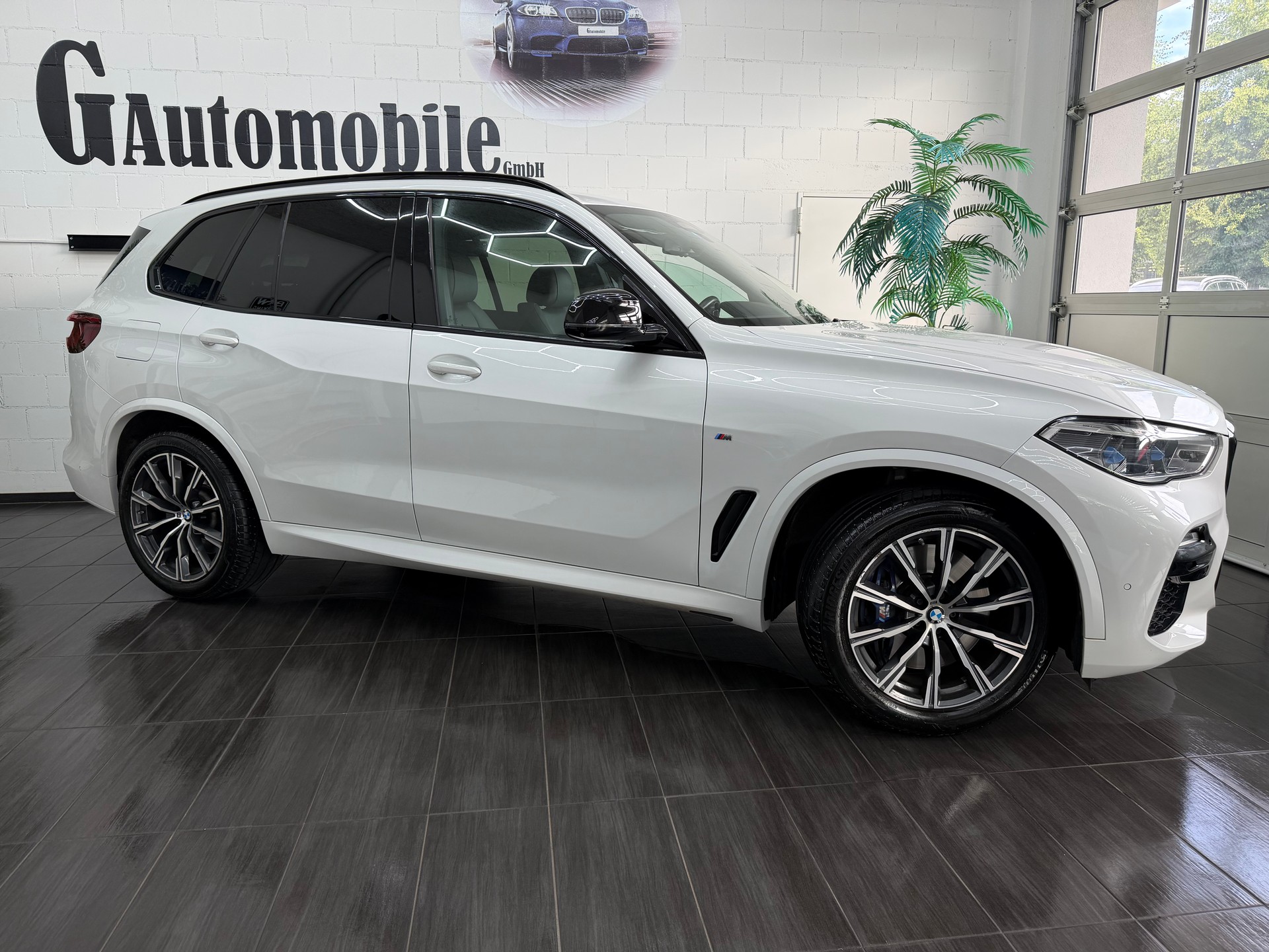 BMW X5 xDrive 40i Steptronic M Sportpaket ⭐️-showroom-element-2
