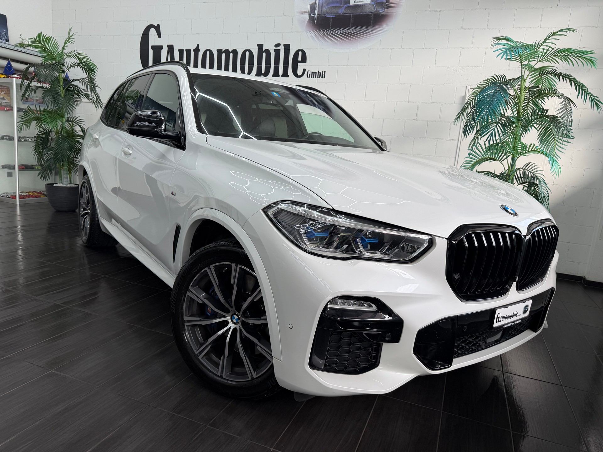 BMW X5 xDrive 40i Steptronic M Sportpaket ⭐️-showroom-element-1