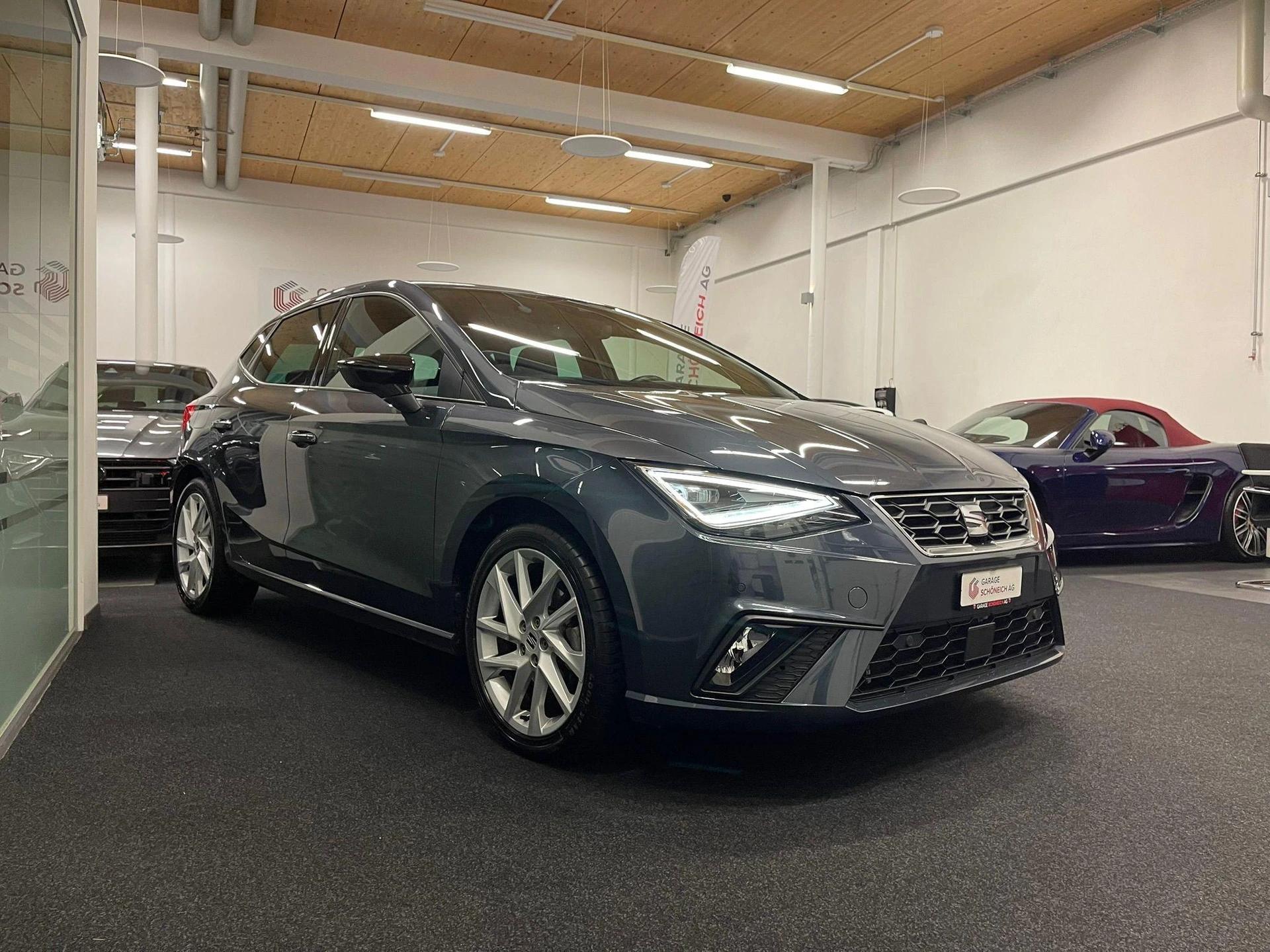 SEAT Ibiza 1.0 TSI 110 FR DSG-image-2