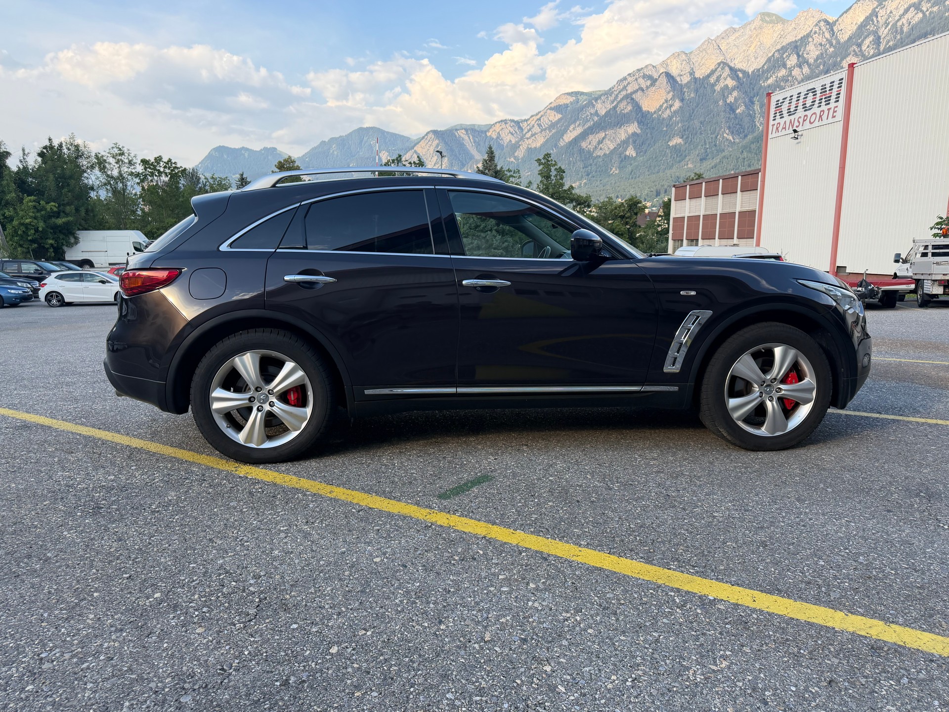 INFINITI FX30d S AWD Automatic-image-3