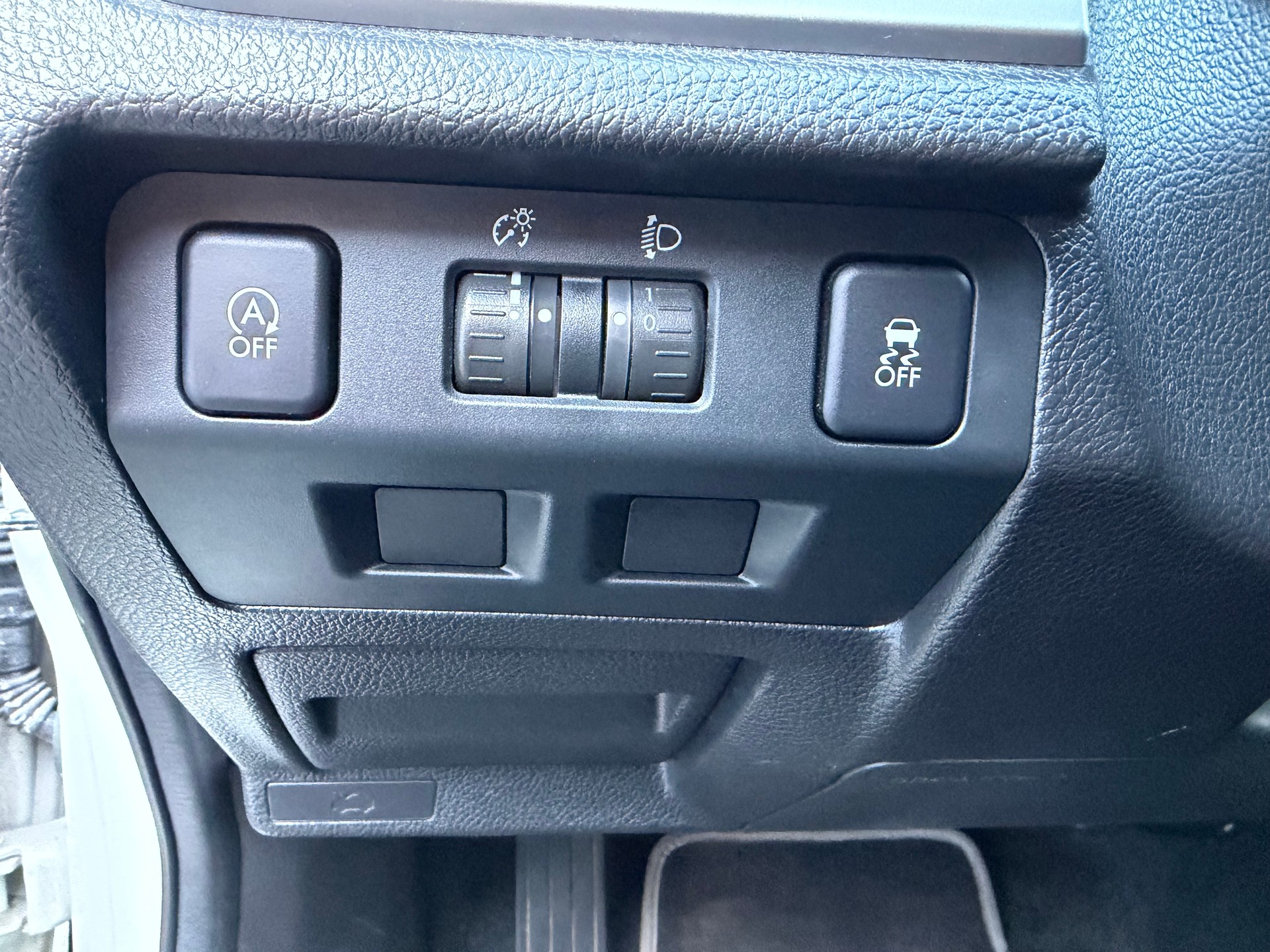SUBARU XV 1.6 Swiss One-image-9