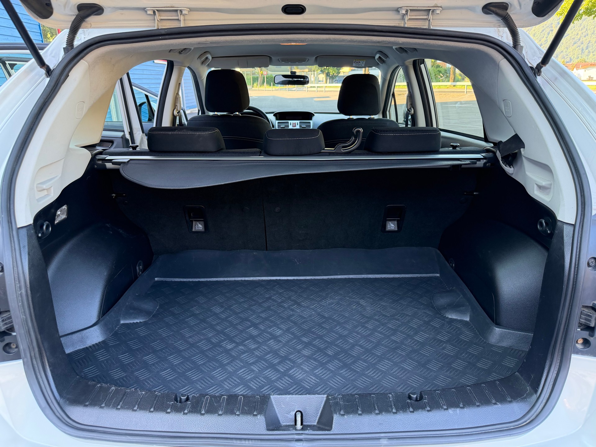 SUBARU XV 1.6 Swiss One-image-7