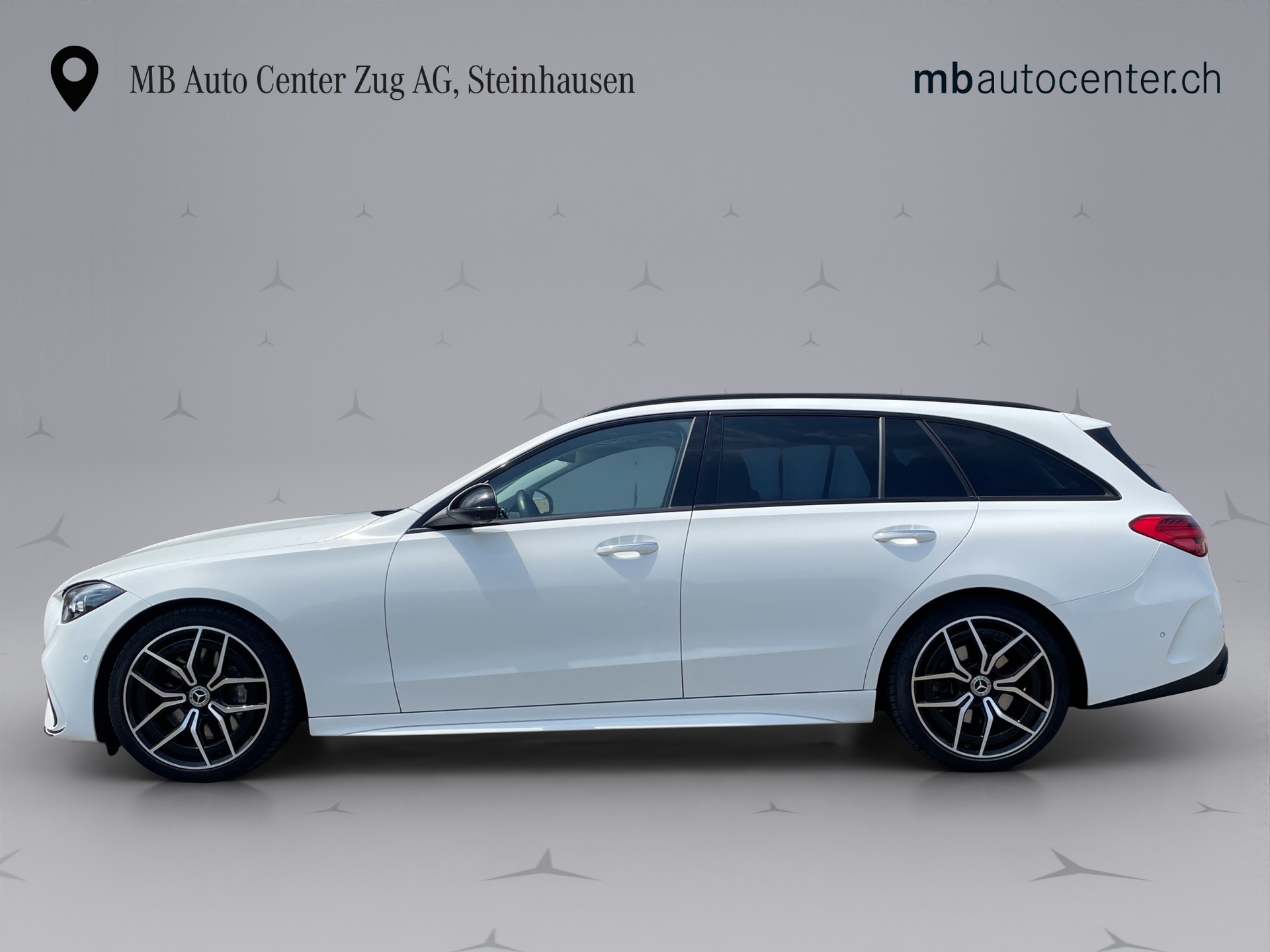 MERCEDES-BENZ C 220 d AMG Line 4matic Kombi-showroom-element-1