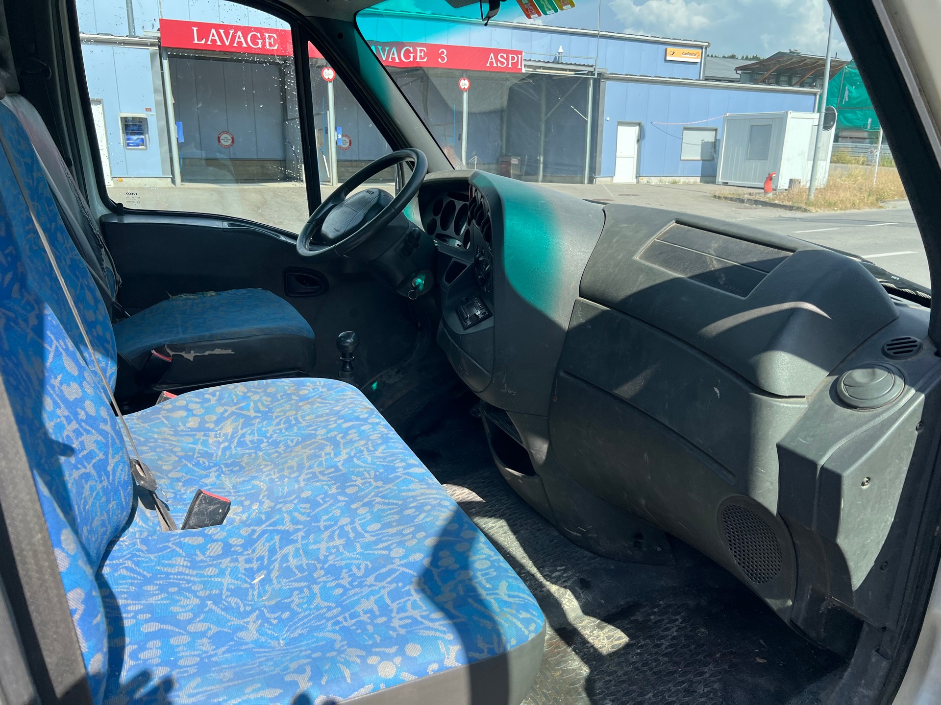 IVECO 35C15 2.8 Diesel Euro3 Châssis cabine-image-10