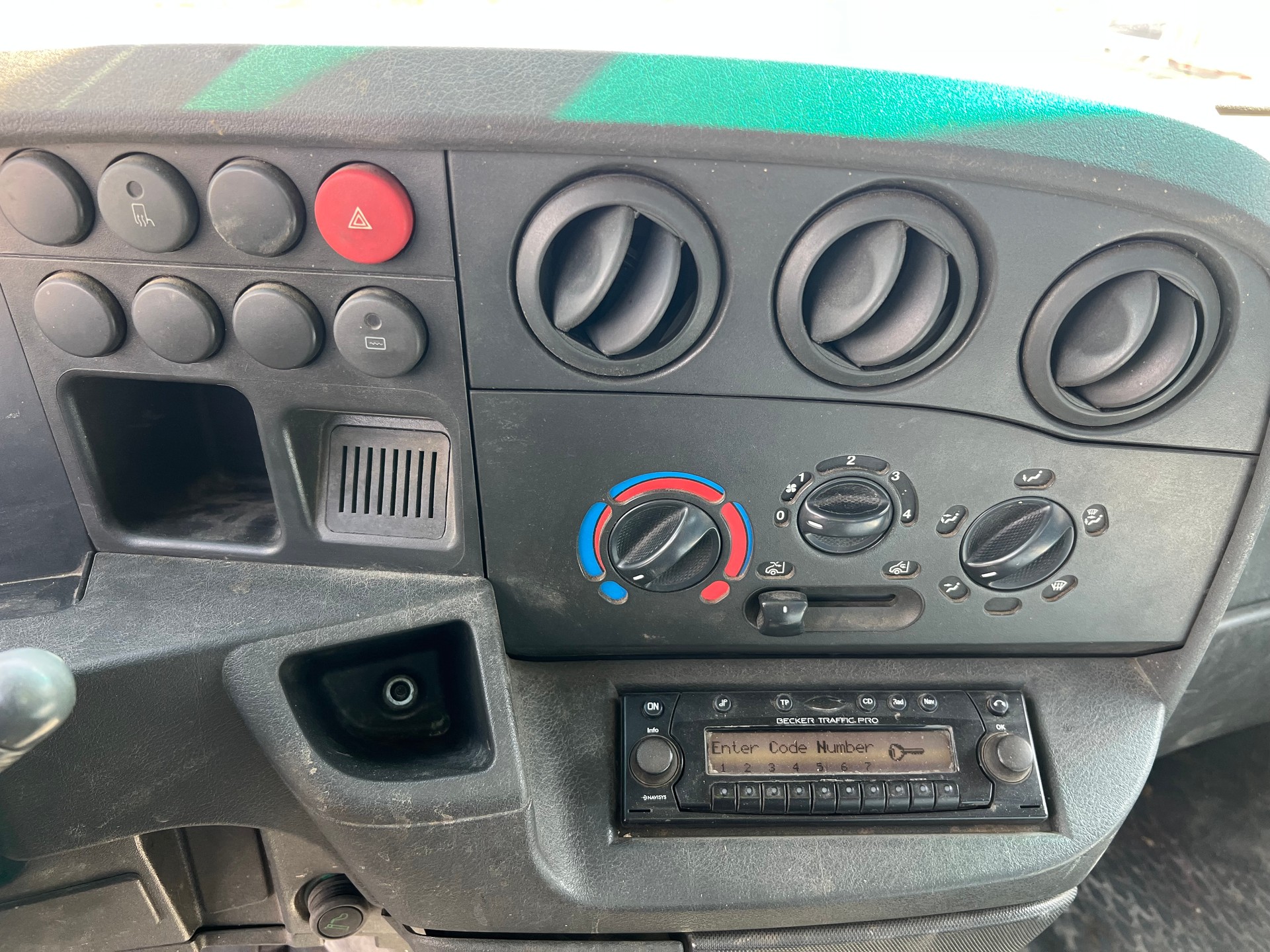 IVECO 35C15 2.8 Diesel Euro3 Châssis cabine-image-12