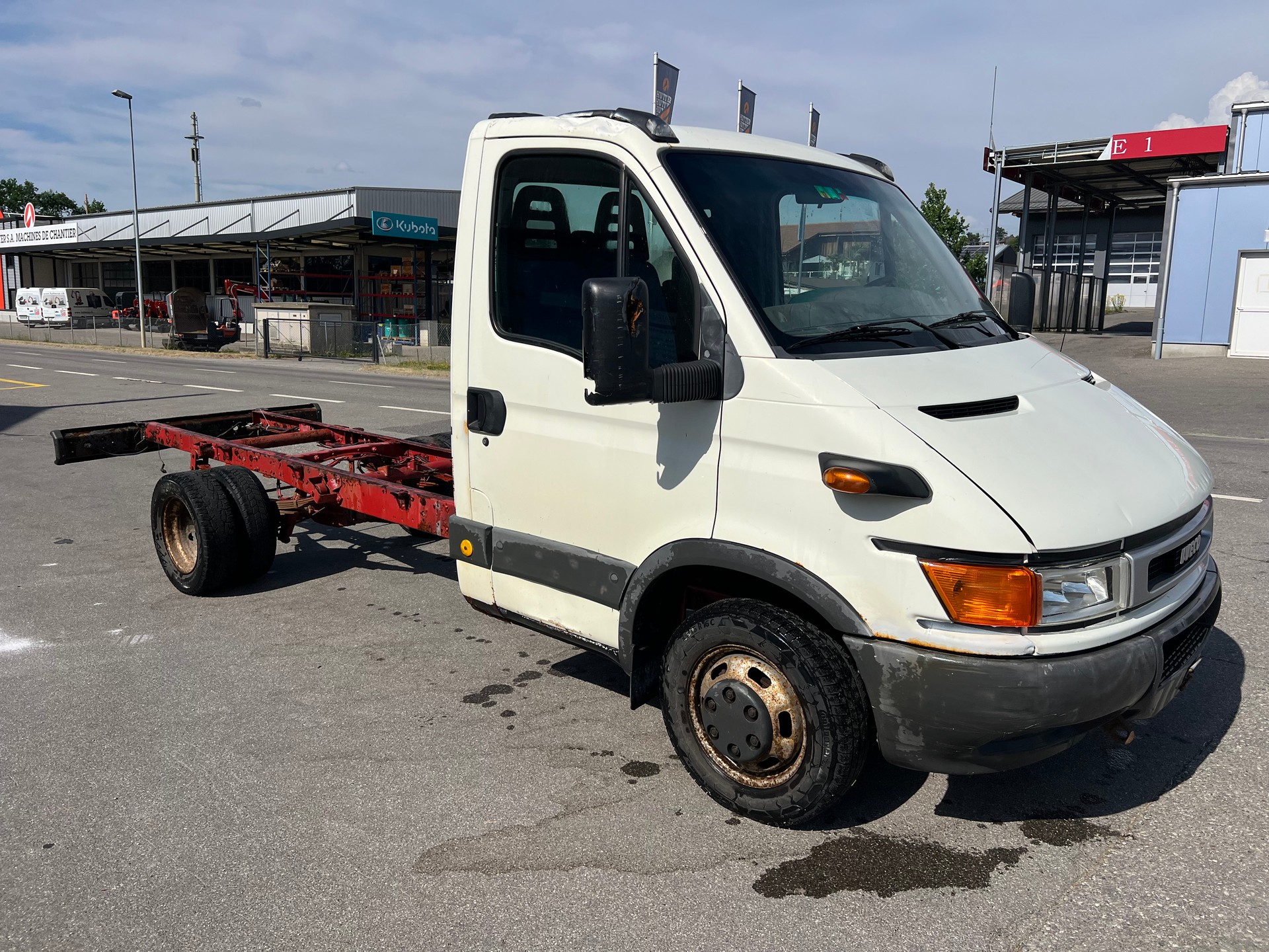 IVECO 35C15 2.8 Diesel Euro3 Châssis cabine-image-2