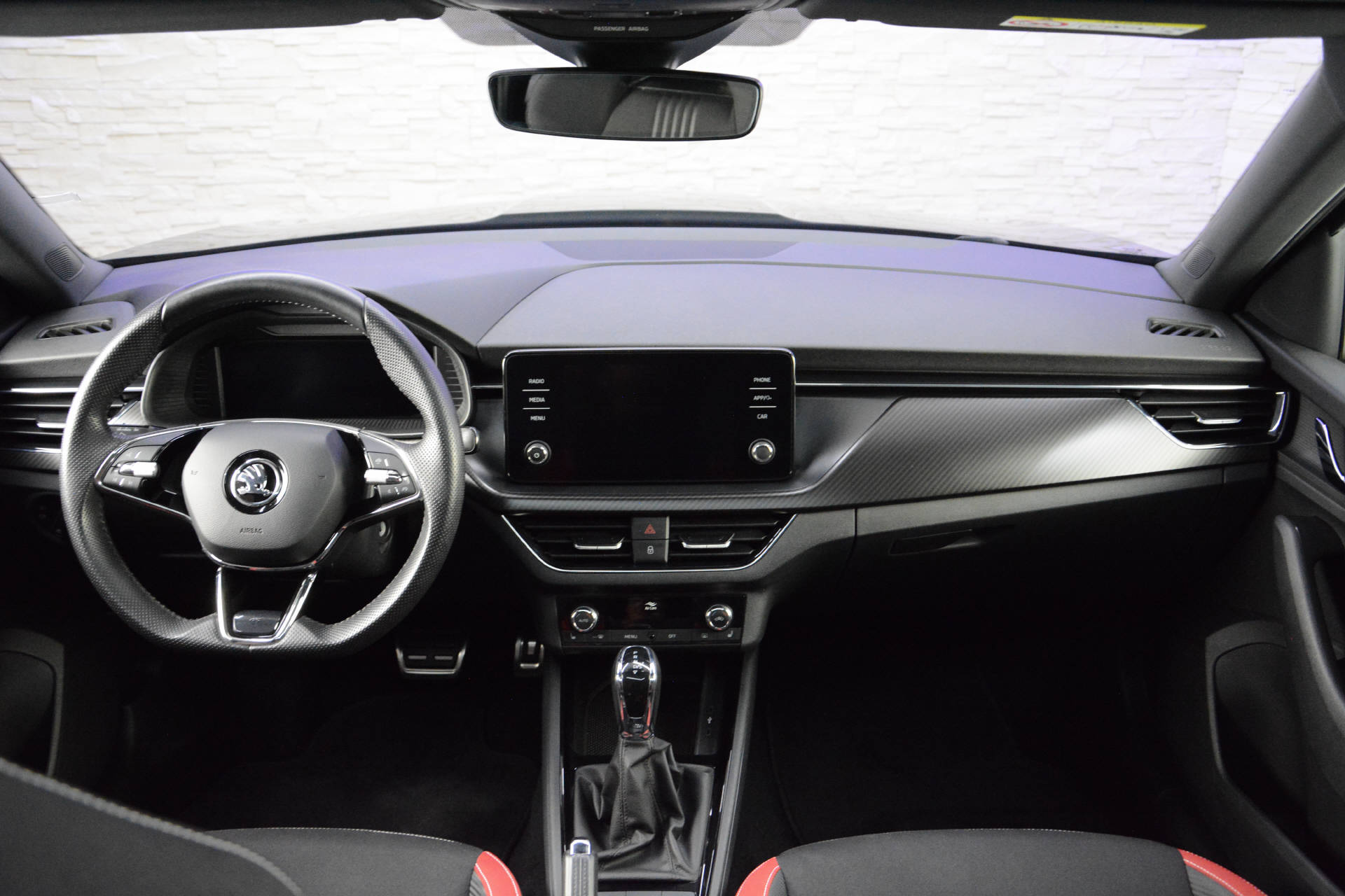 SKODA Kamiq 1.0 TSI Monte Carlo DSG-image-11