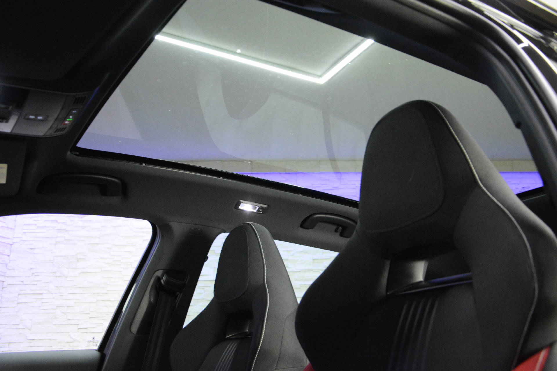 SKODA Kamiq 1.0 TSI Monte Carlo DSG-image-18
