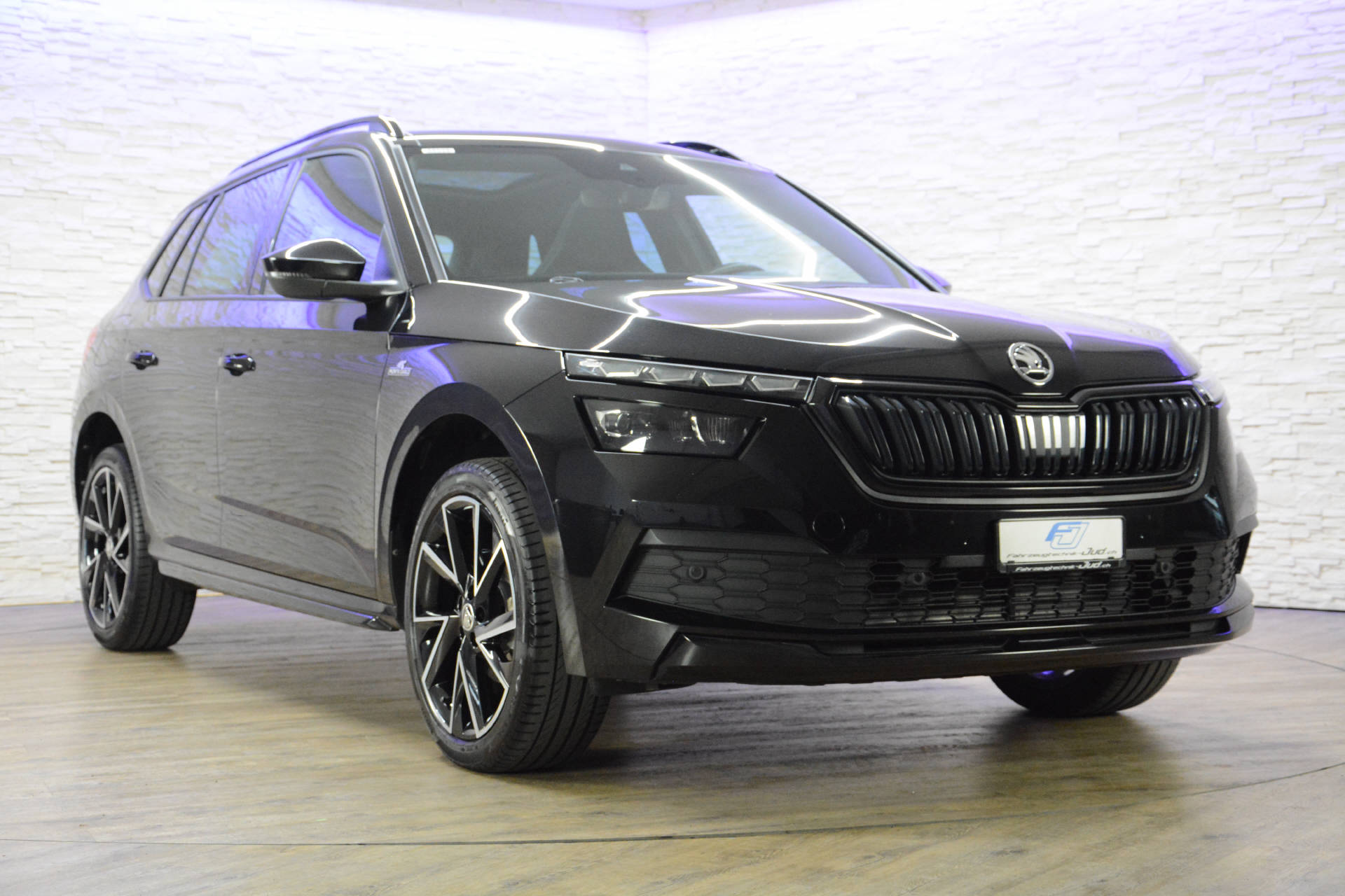 SKODA Kamiq 1.0 TSI Monte Carlo DSG-image-1