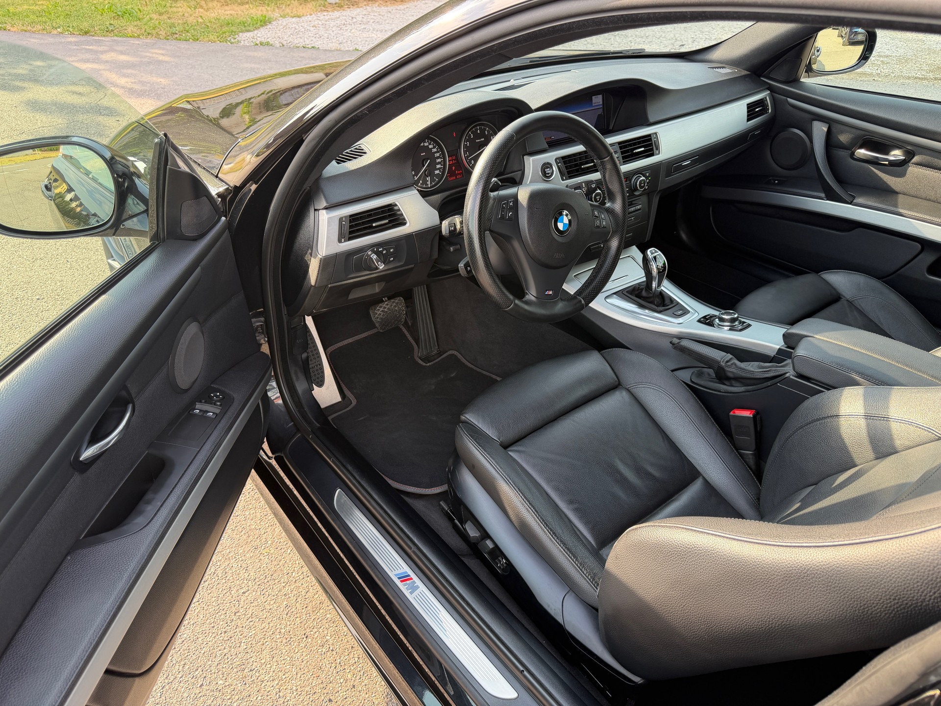 BMW 335i M-PAKET Coupé DSG-image-7