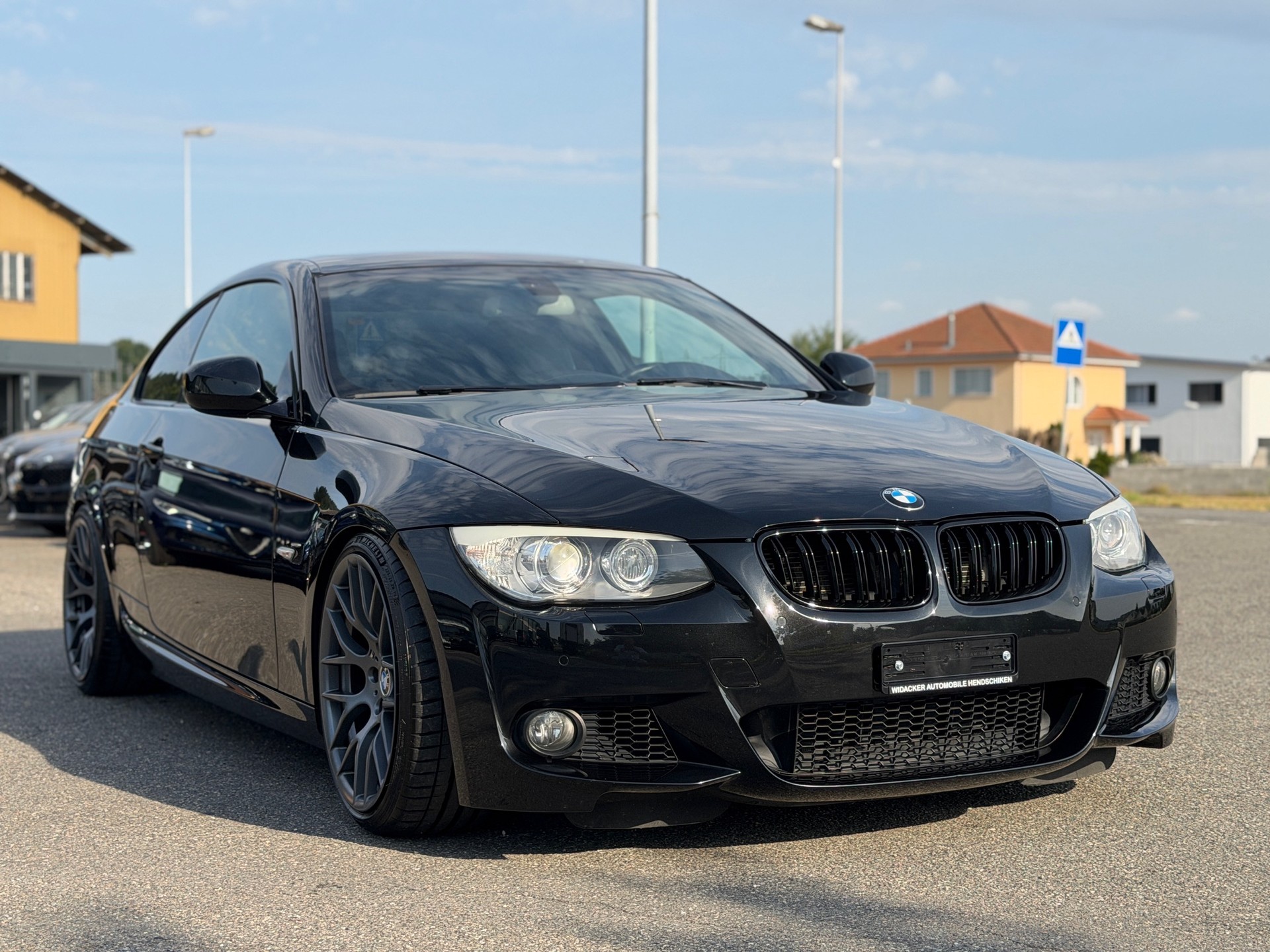 BMW 335i M-PAKET Coupé DSG-image-2