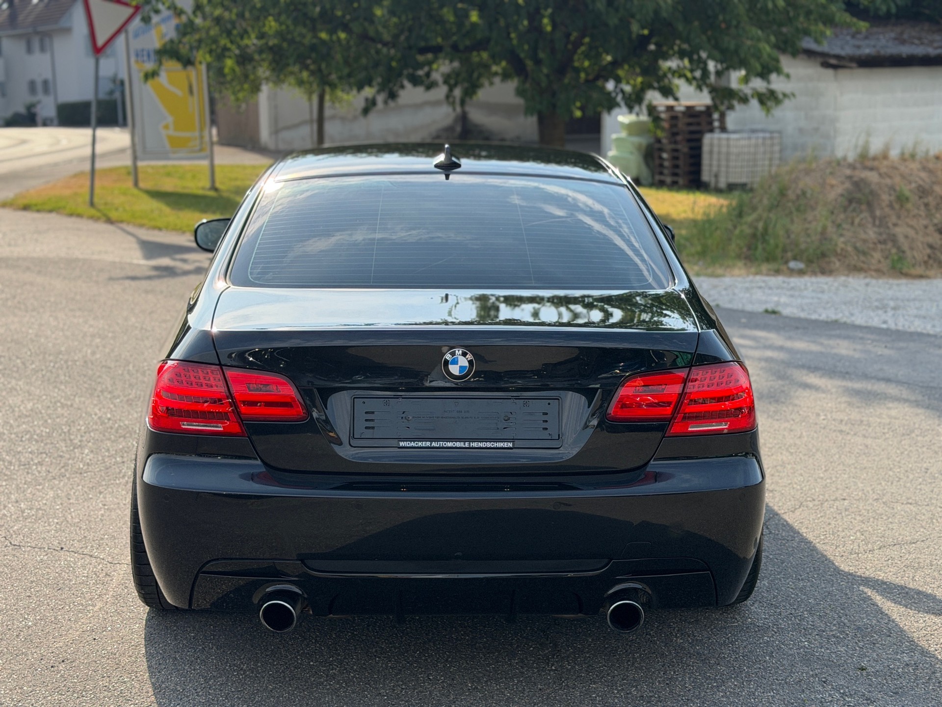 BMW 335i M-PAKET Coupé DSG-image-4
