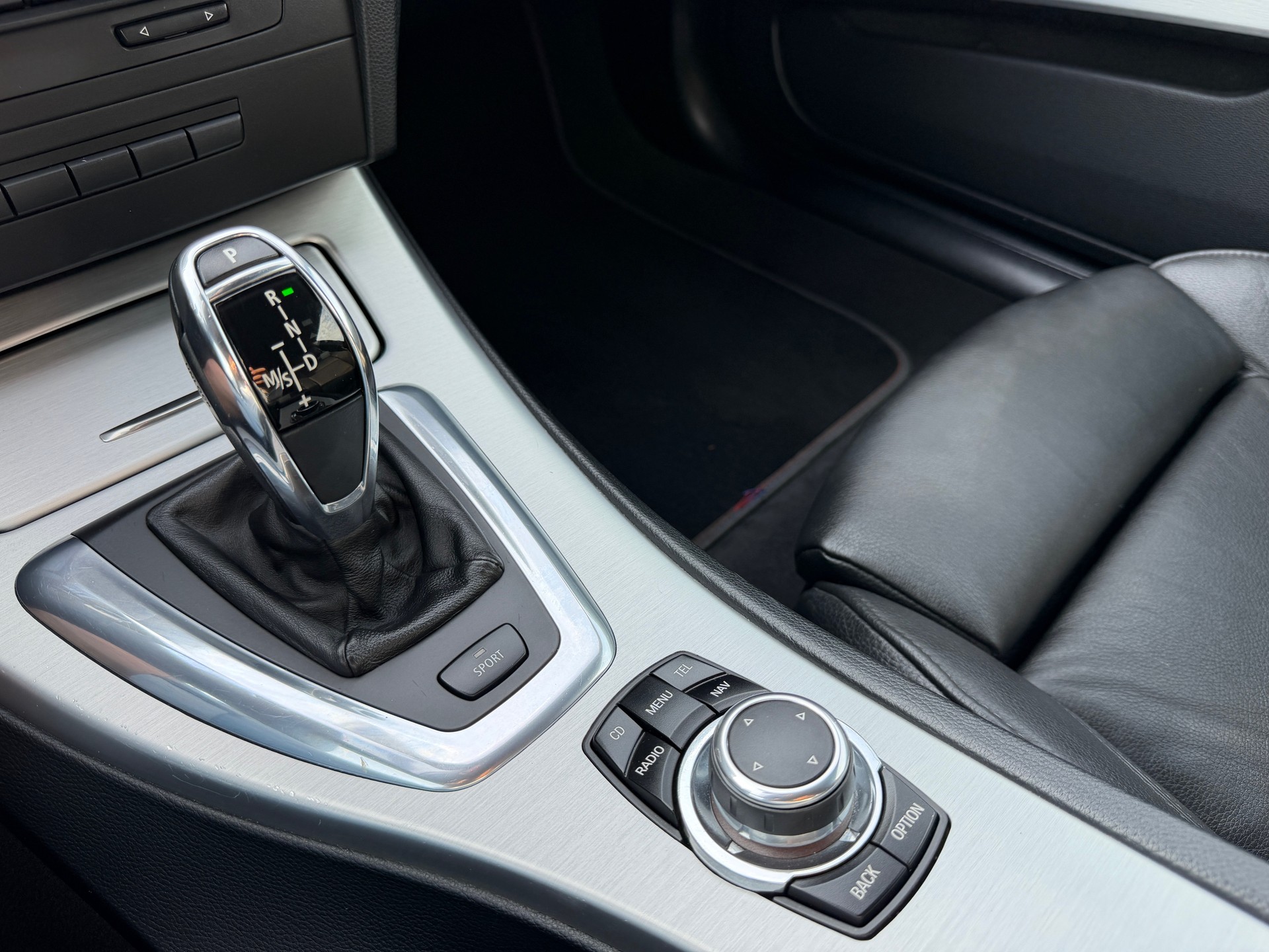 BMW 335i M-PAKET Coupé DSG-image-6