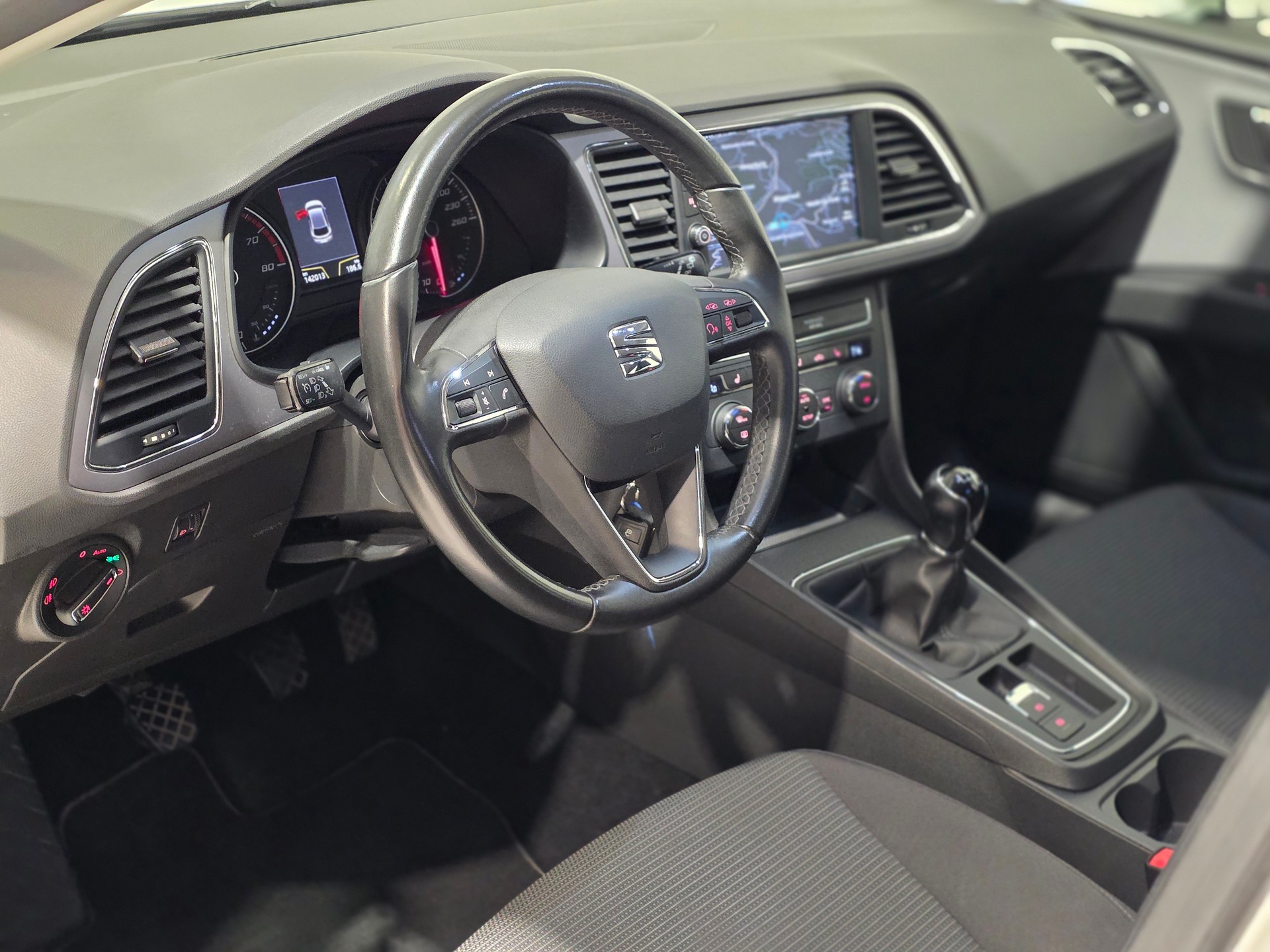 SEAT Leon 1.0 Ecomotive TSI Style-image-6