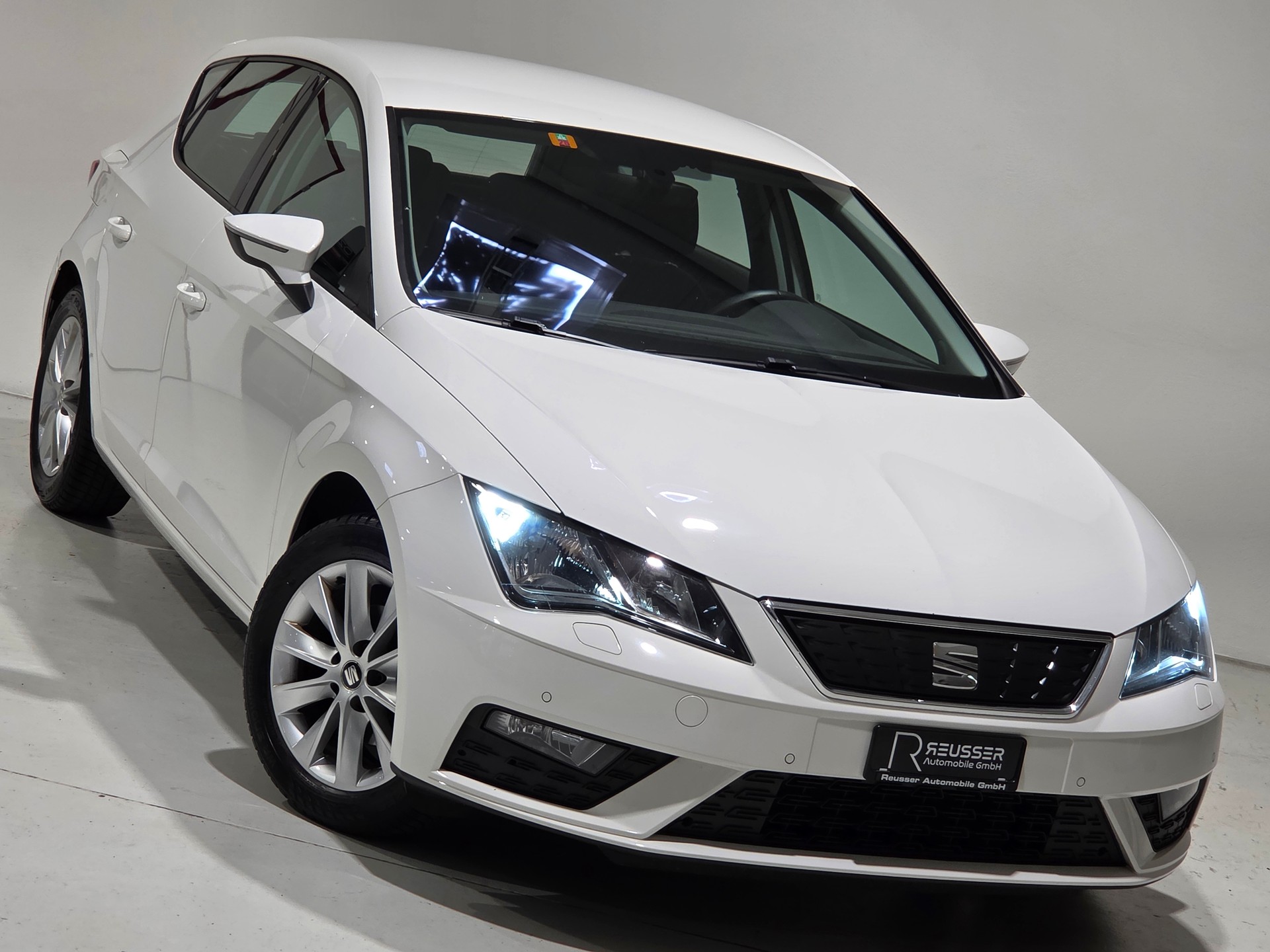 SEAT Leon 1.0 Ecomotive TSI Style-image-18