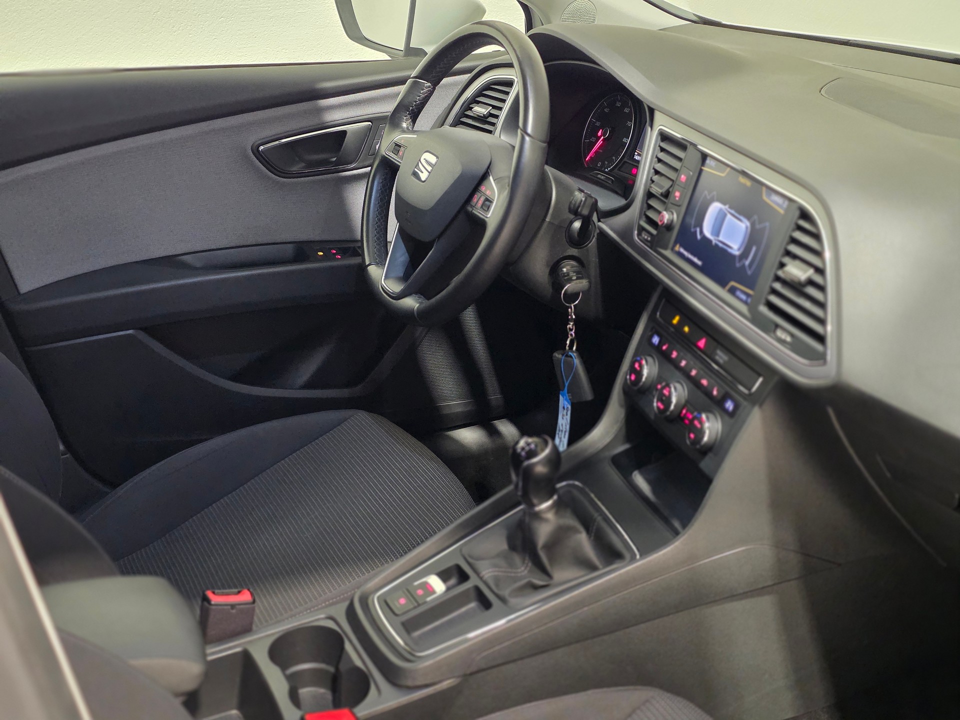 SEAT Leon 1.0 Ecomotive TSI Style-image-12