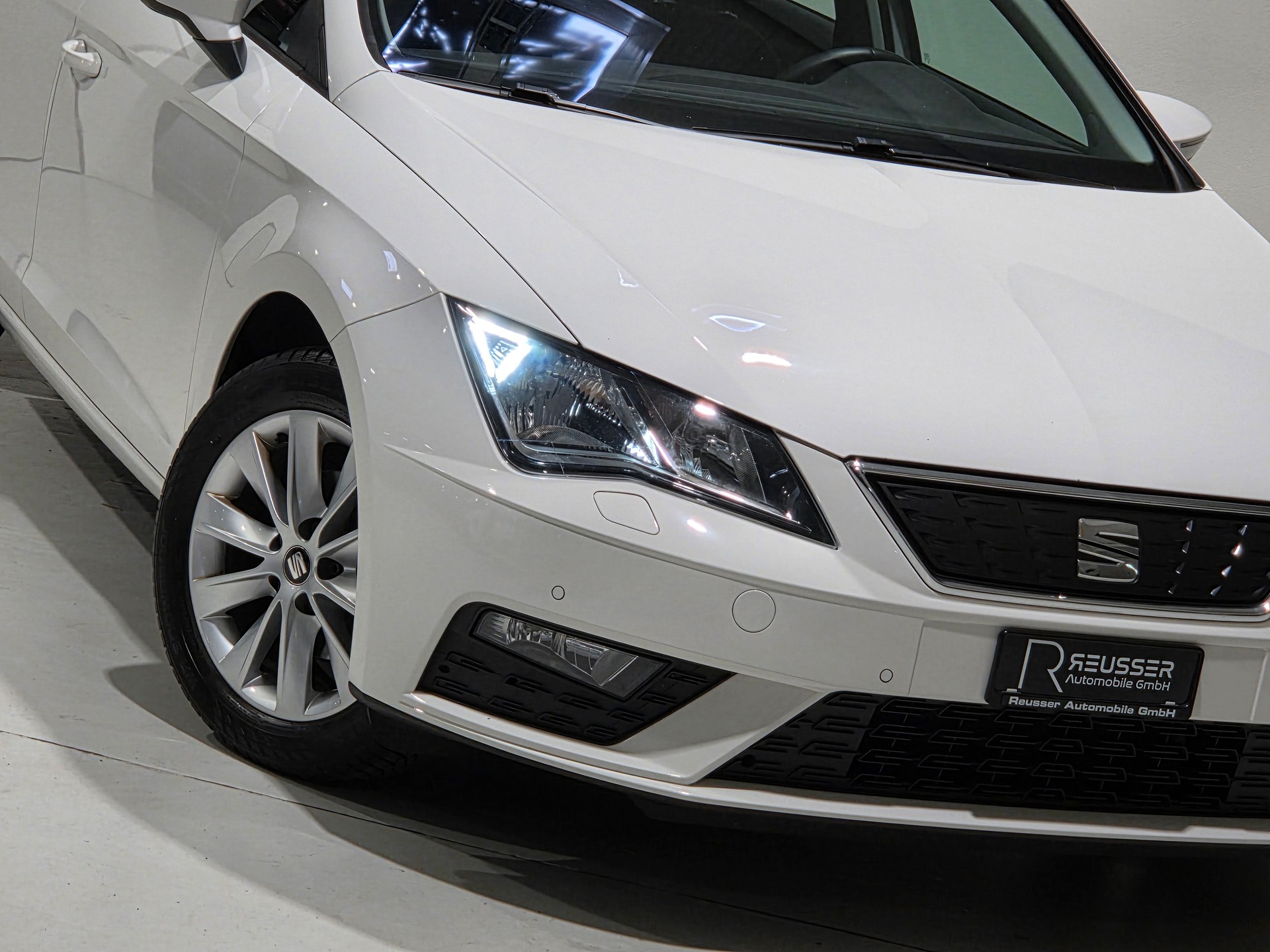 SEAT Leon 1.0 Ecomotive TSI Style-image-17