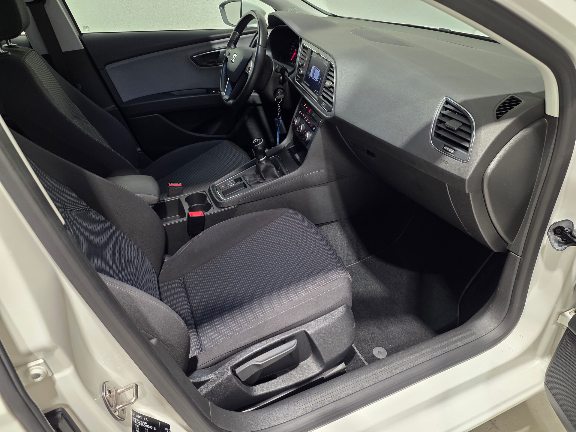 SEAT Leon 1.0 Ecomotive TSI Style-image-13