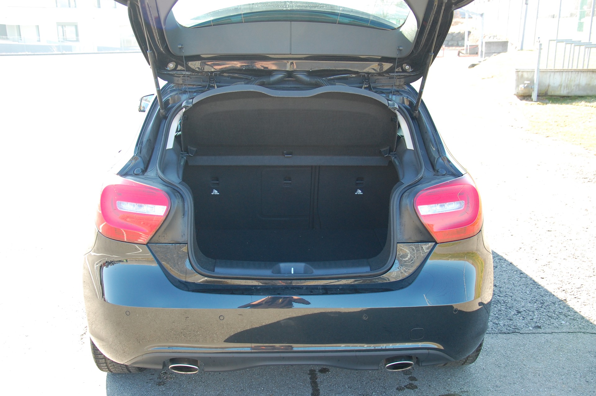 MERCEDES-BENZ A 180-image-4