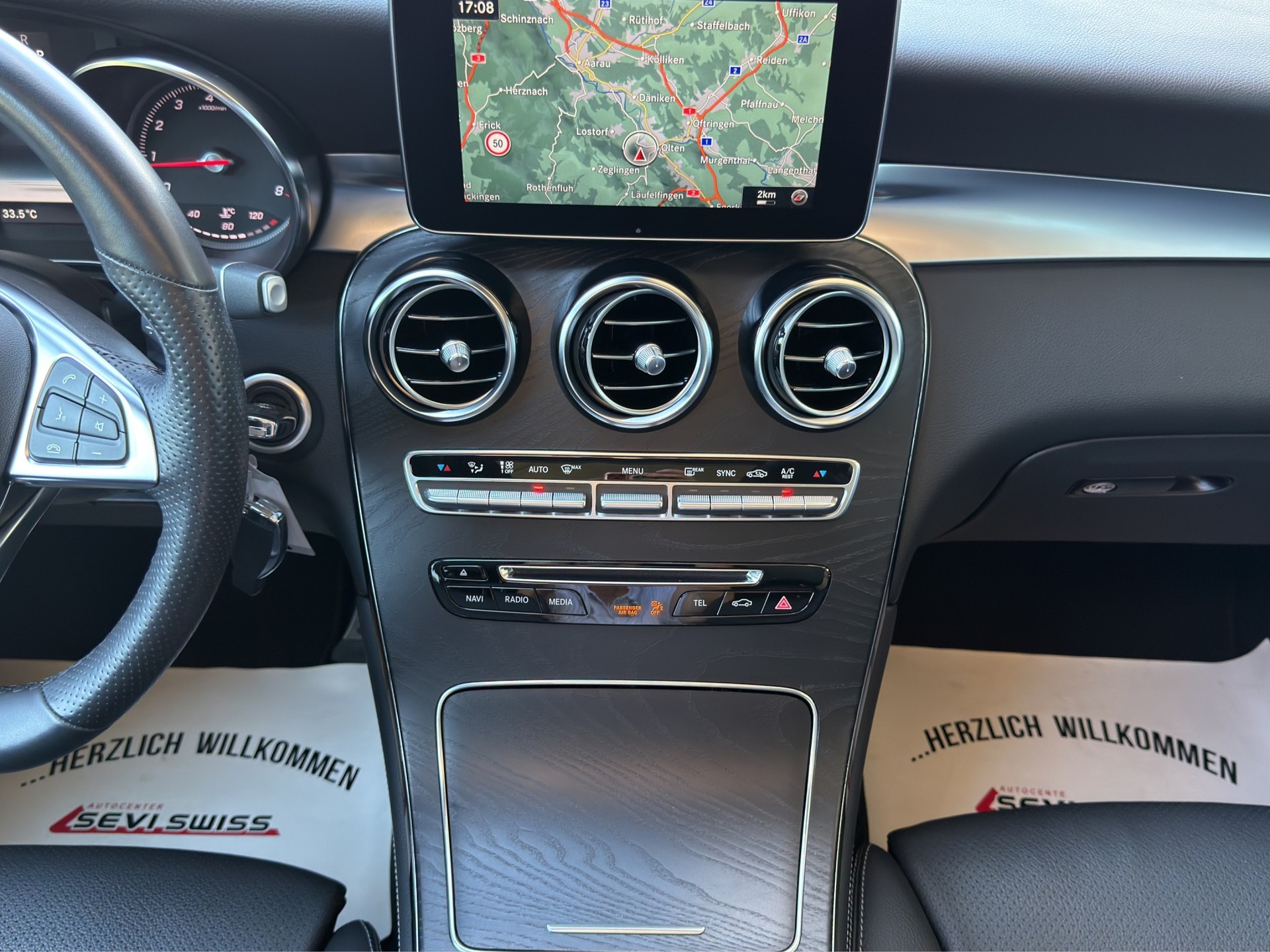 MERCEDES-BENZ GLC 250 AMG Line 4Matic 9G-Tronic*Frisch ab MFK,1 Jahr oder 20'000km Garantie*-image-11