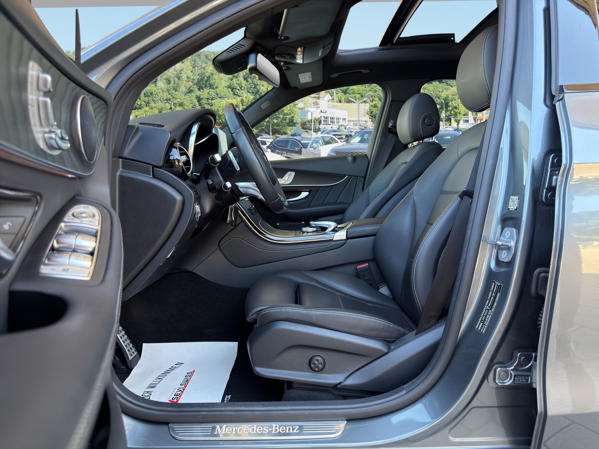 MERCEDES-BENZ GLC 250 AMG Line 4Matic 9G-Tronic*Frisch ab MFK,1 Jahr oder 20'000km Garantie*-image-9