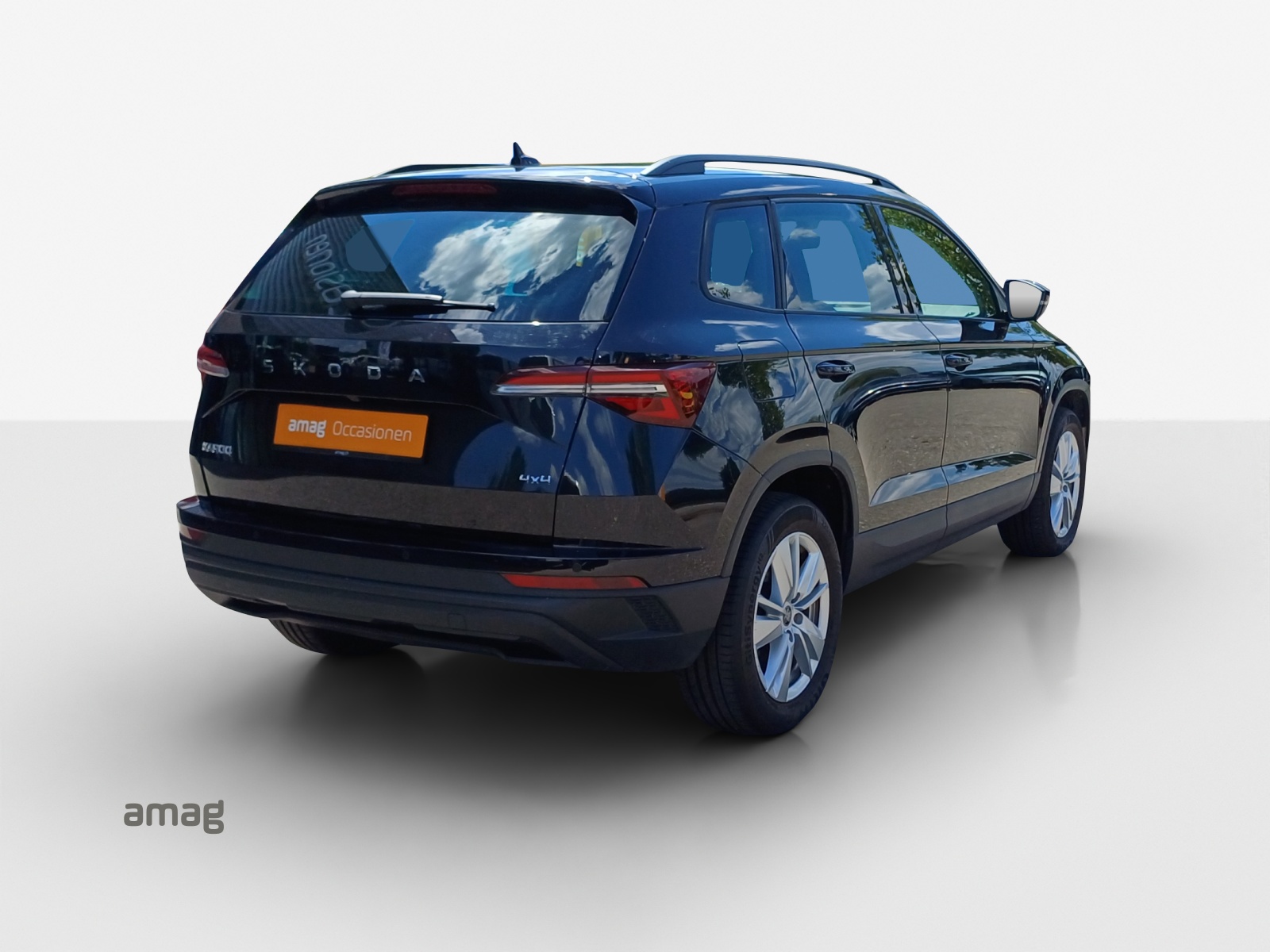 SKODA Karoq 2.0 TDI CR Selection 4x4 DSG-image-4
