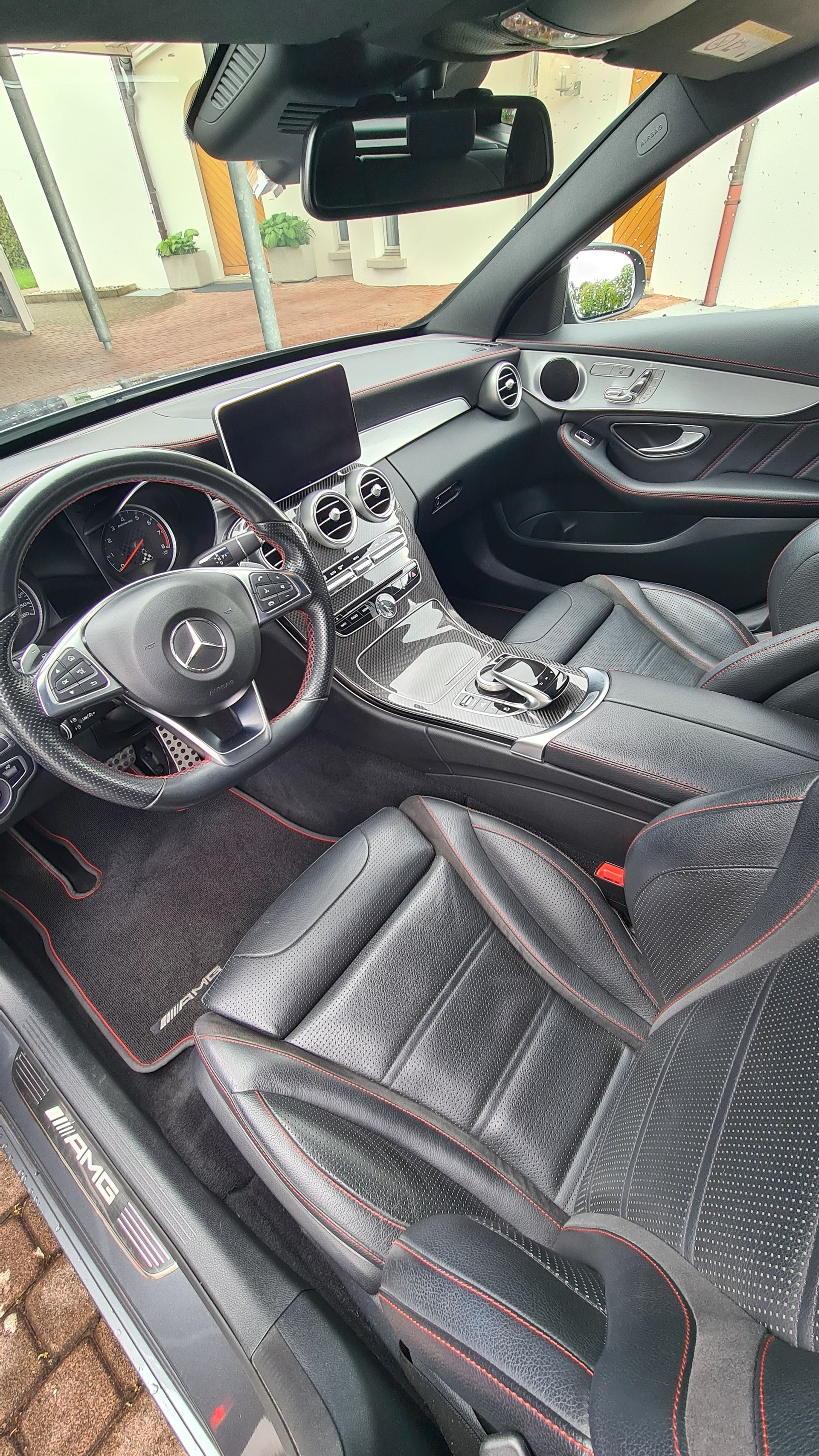 MERCEDES-BENZ C 43 AMG 4matic-image-2