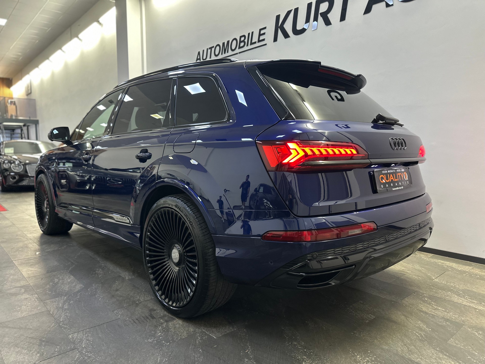 AUDI Q7 55 TFSI e quattro PHEV S line tiptronic-image-7