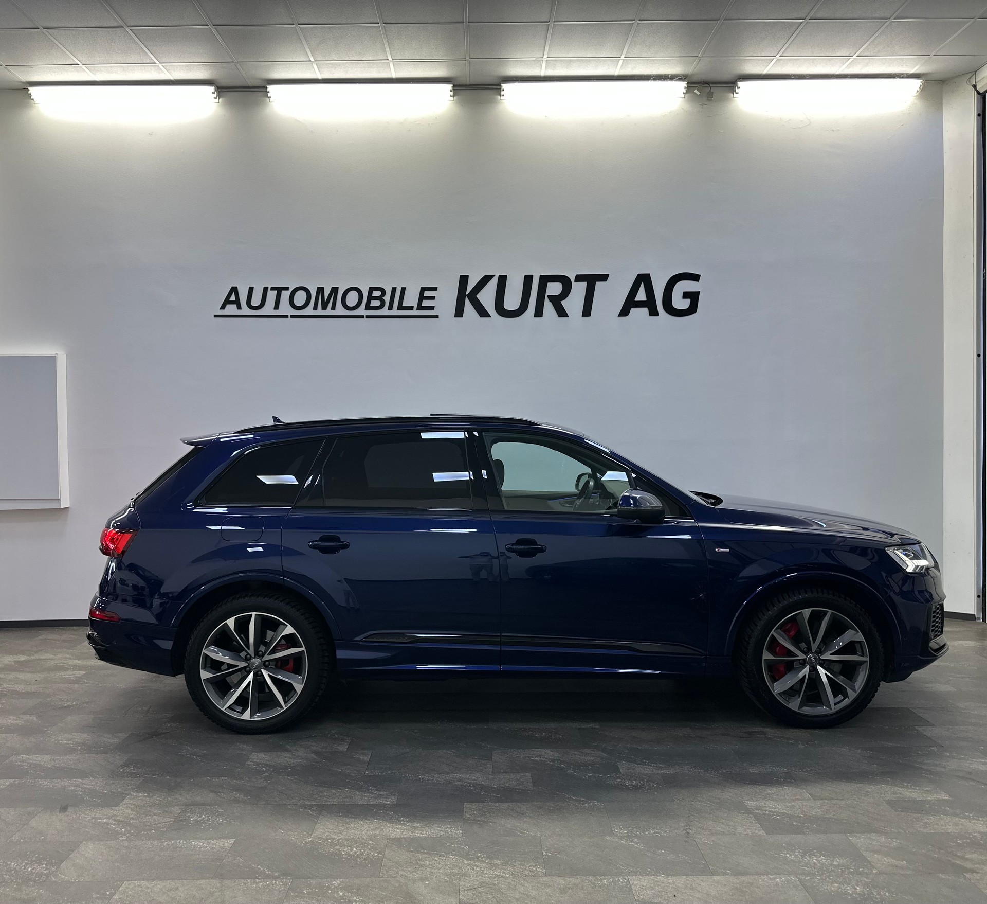 AUDI Q7 55 TFSI e quattro PHEV S line tiptronic-image-7