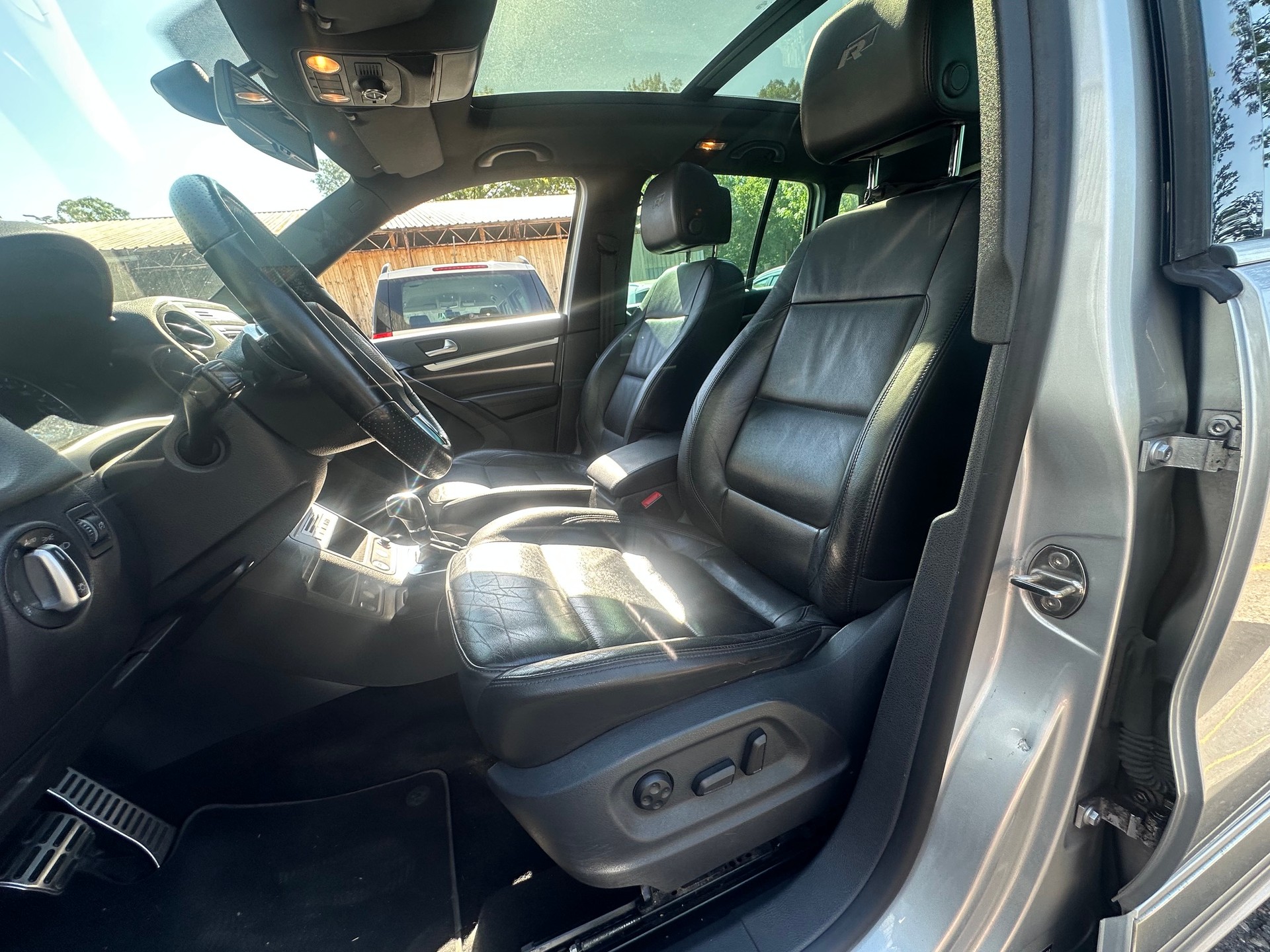 VW Tiguan 2.0 R-Line-image-9