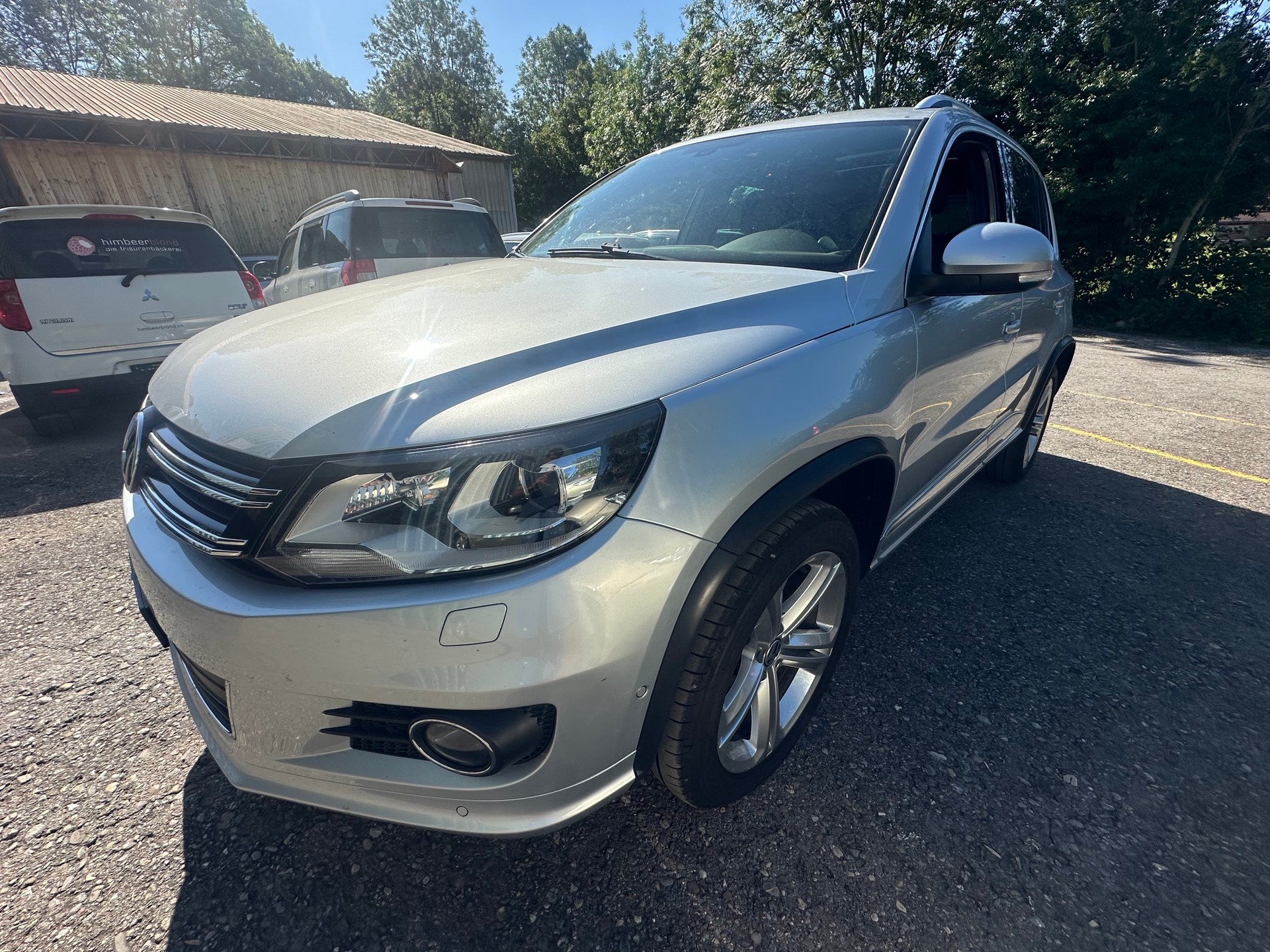 VW Tiguan 2.0 R-Line-image-10