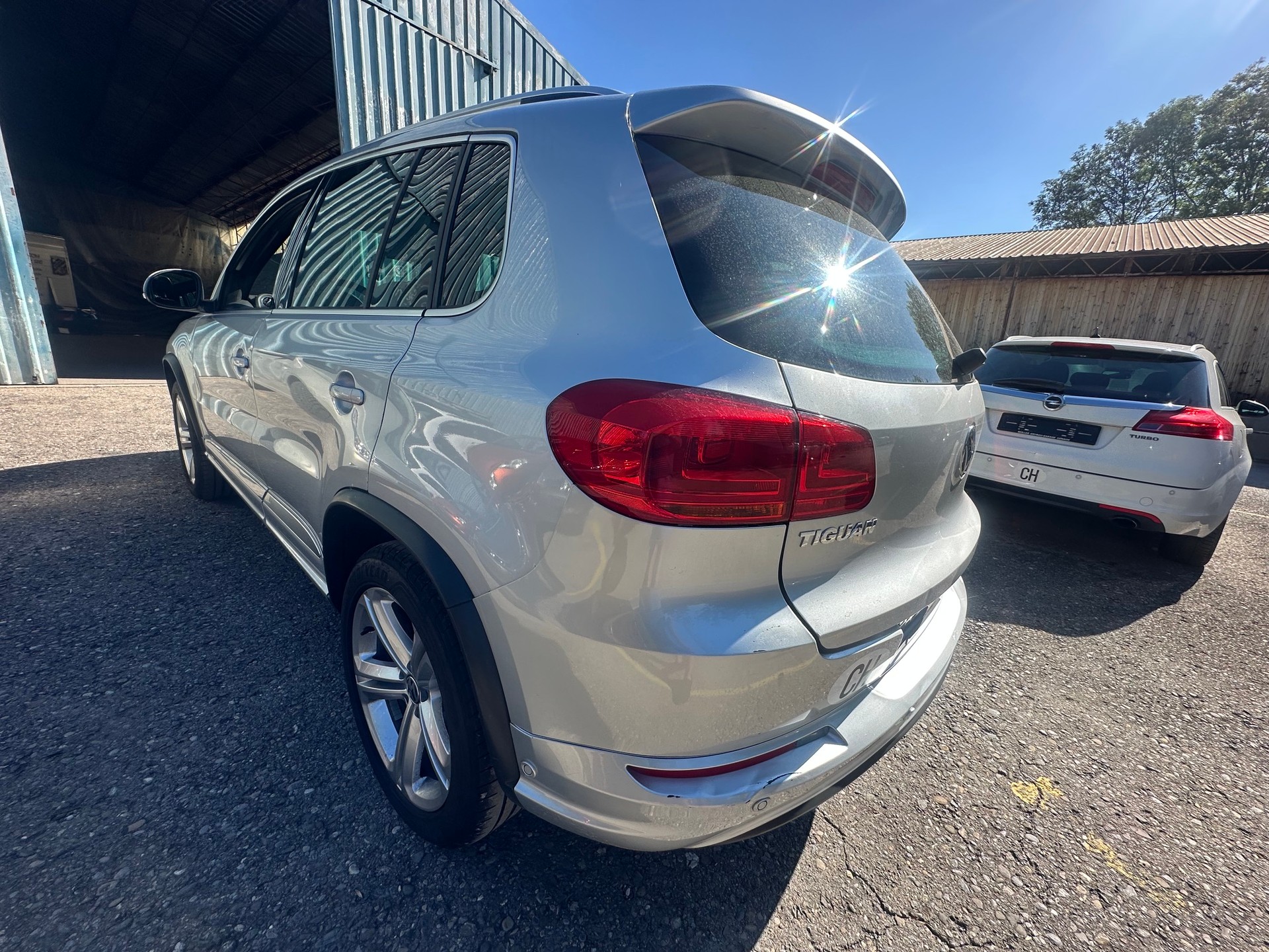 VW Tiguan 2.0 R-Line-image-6