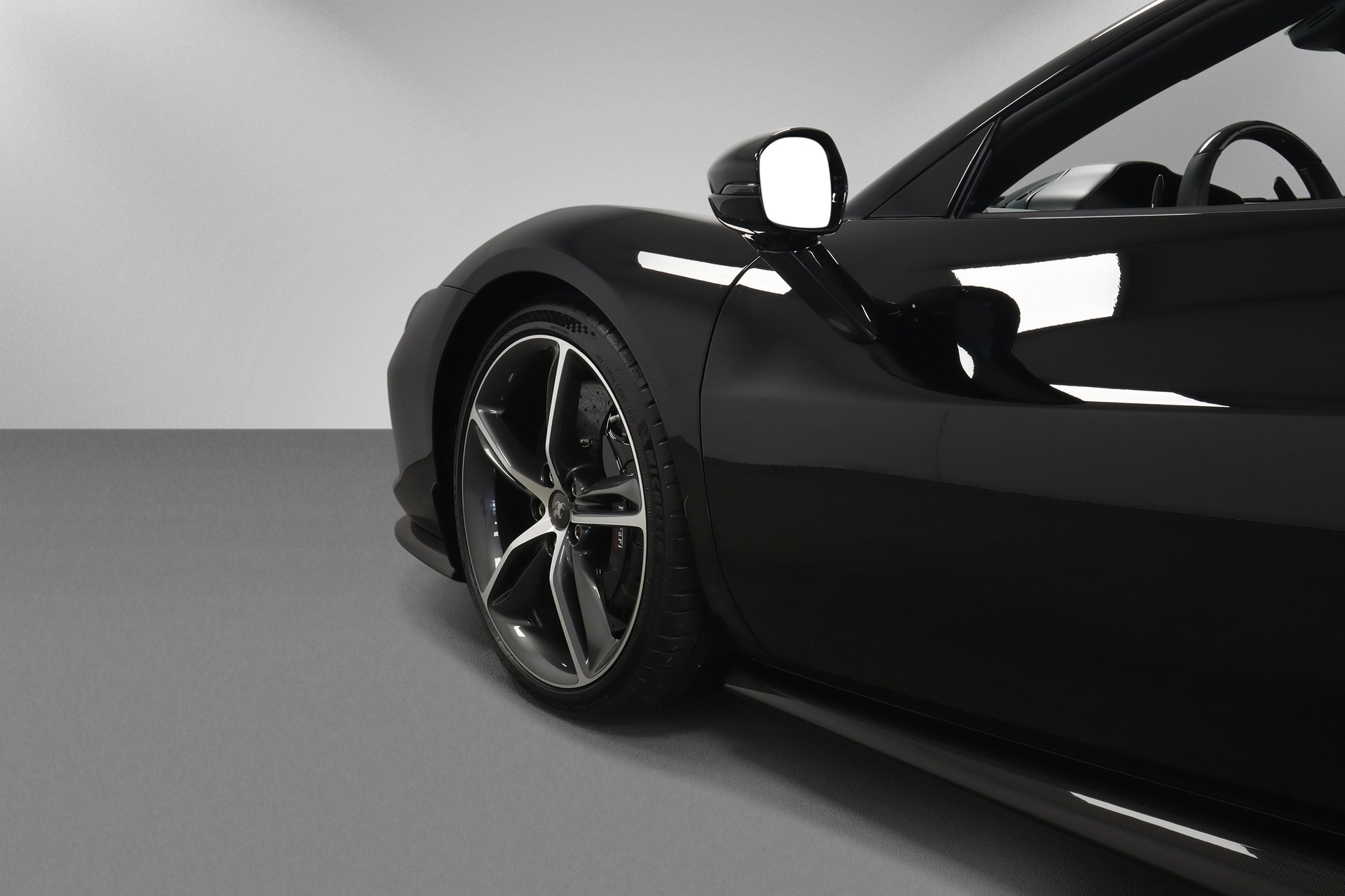FERRARI 296 GTS-image-8