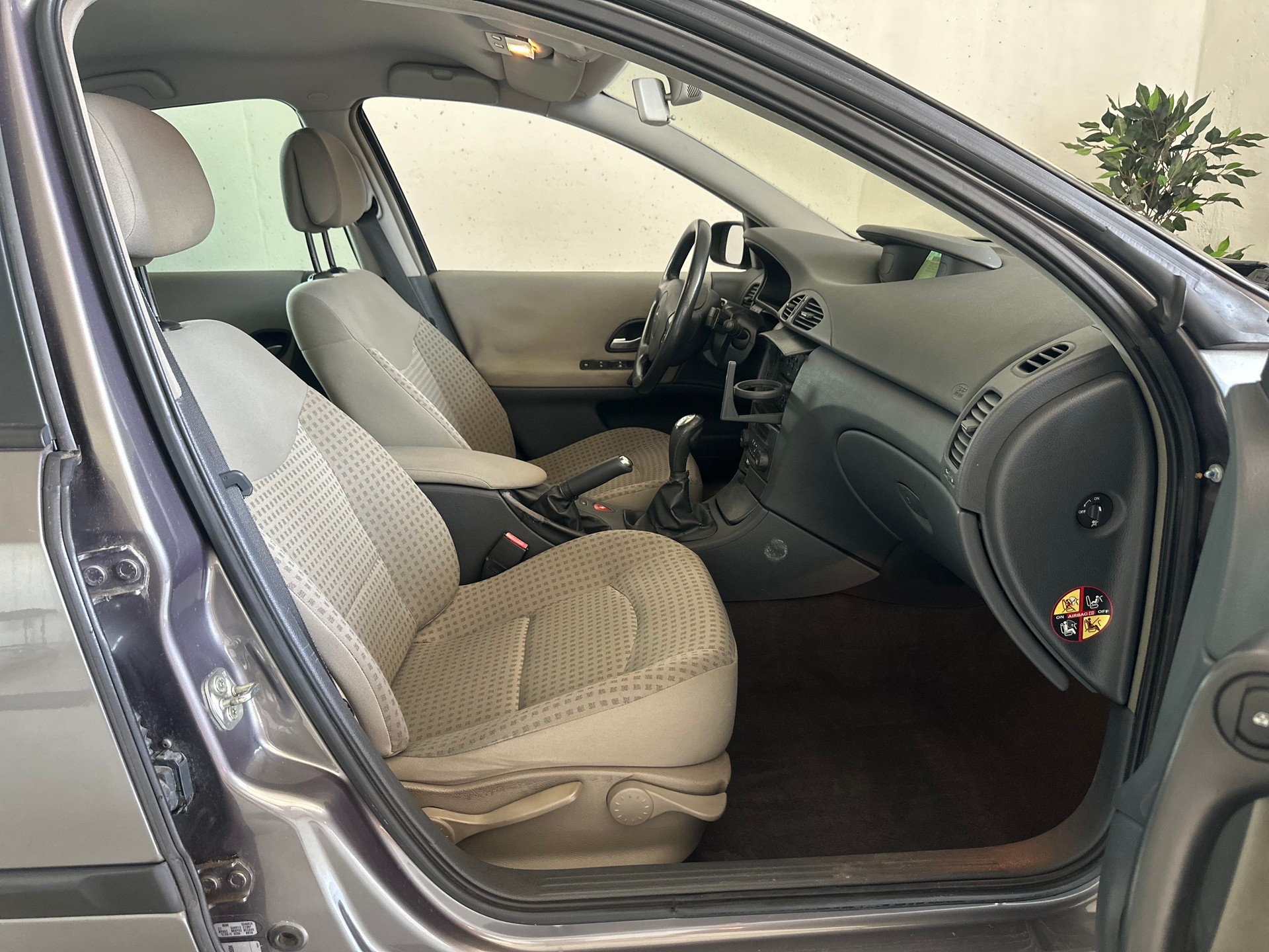 RENAULT Laguna 2.0 16V Dynamique Automatic-image-8