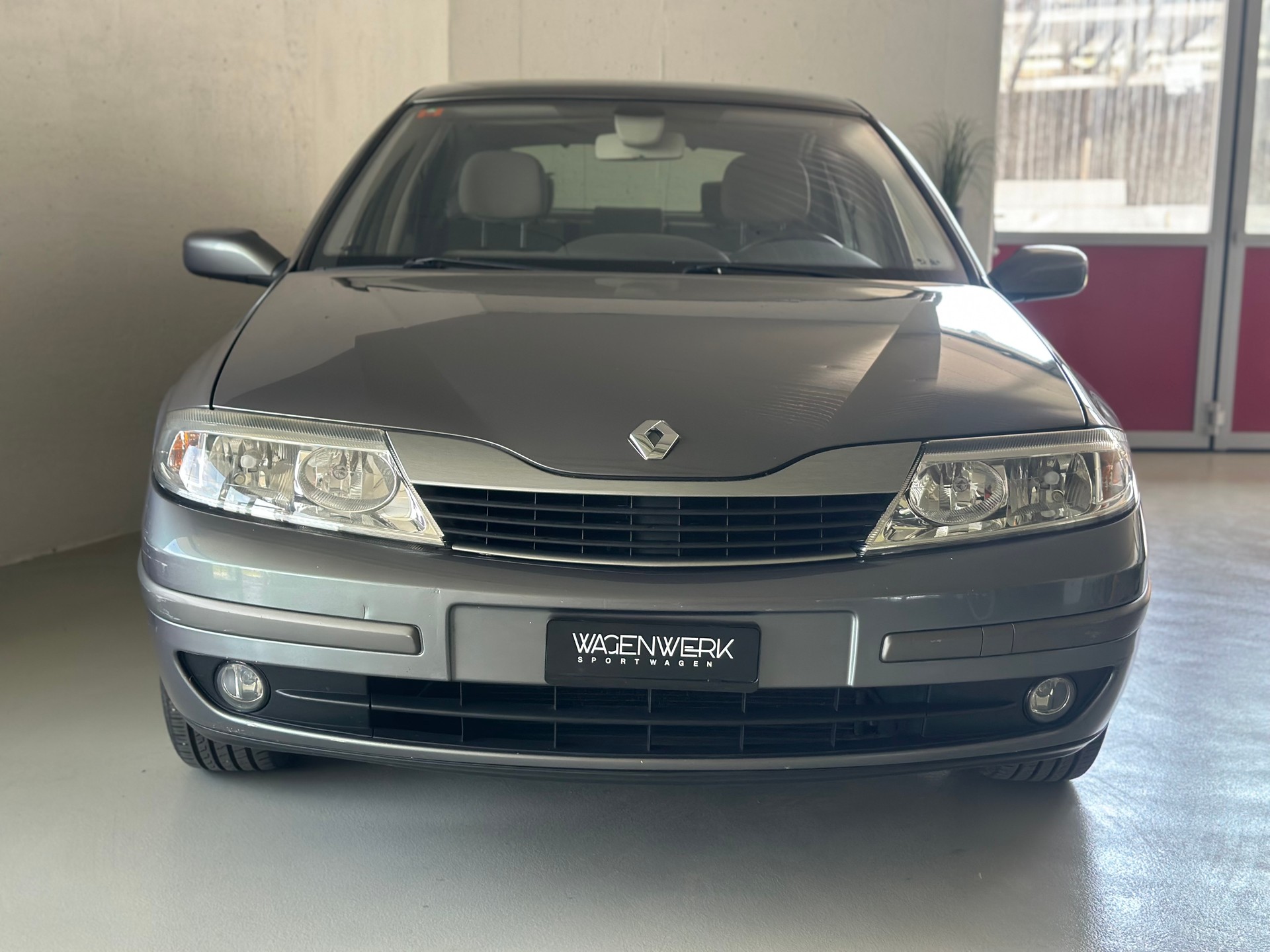RENAULT Laguna 2.0 16V Dynamique Automatic-image-2