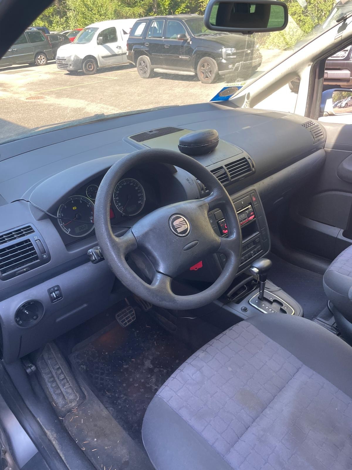 SEAT Alhambra 1.8 Turbo Sport-image-10