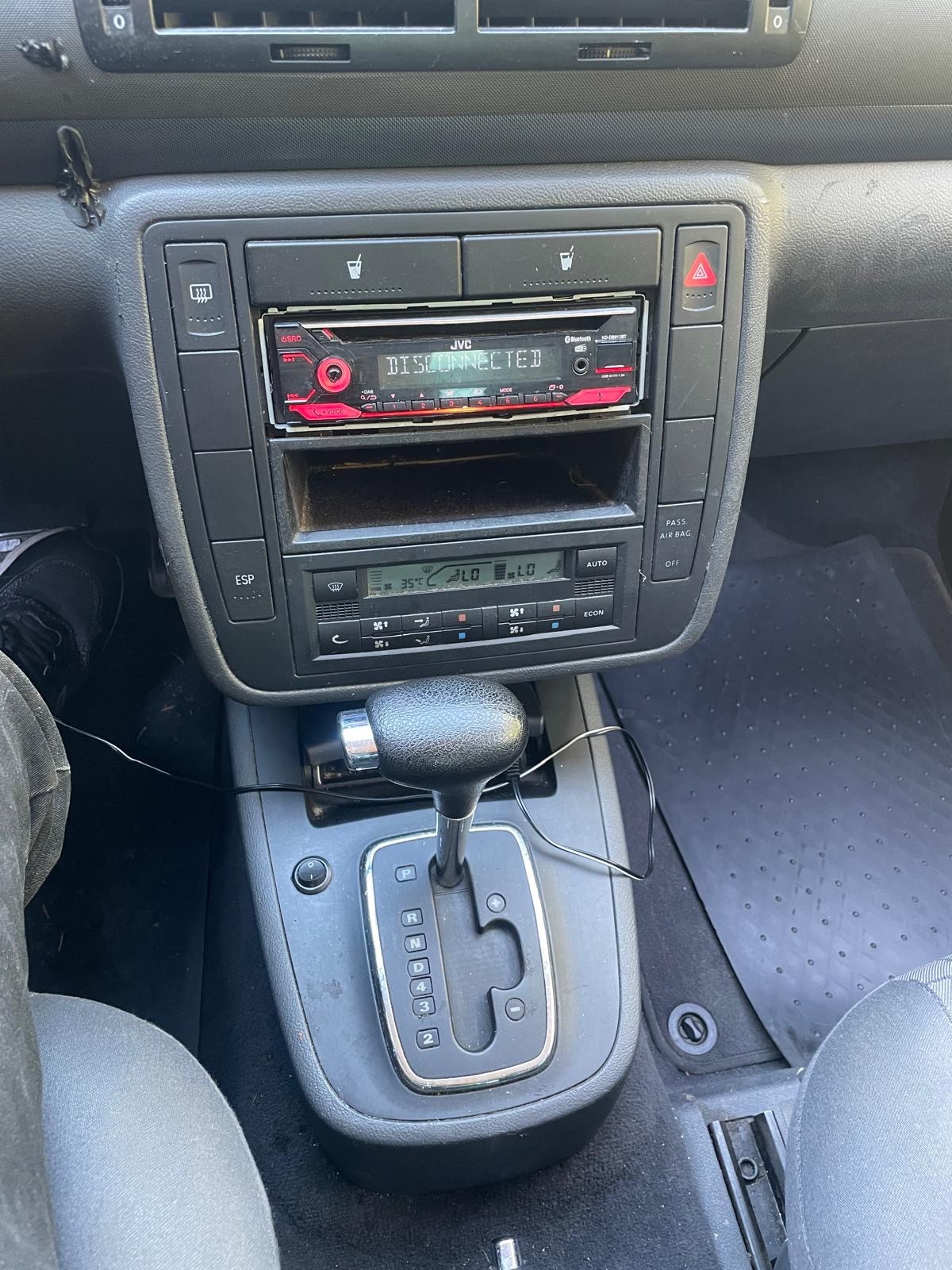 SEAT Alhambra 1.8 Turbo Sport-image-14