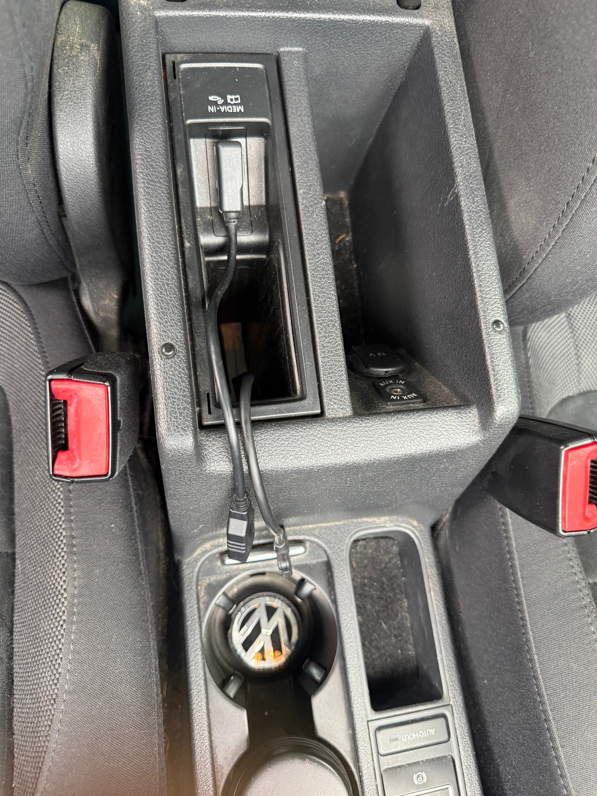 VW Tiguan 2.0 TDI BlueMotion Sport&Style 4Motion DSG-image-13
