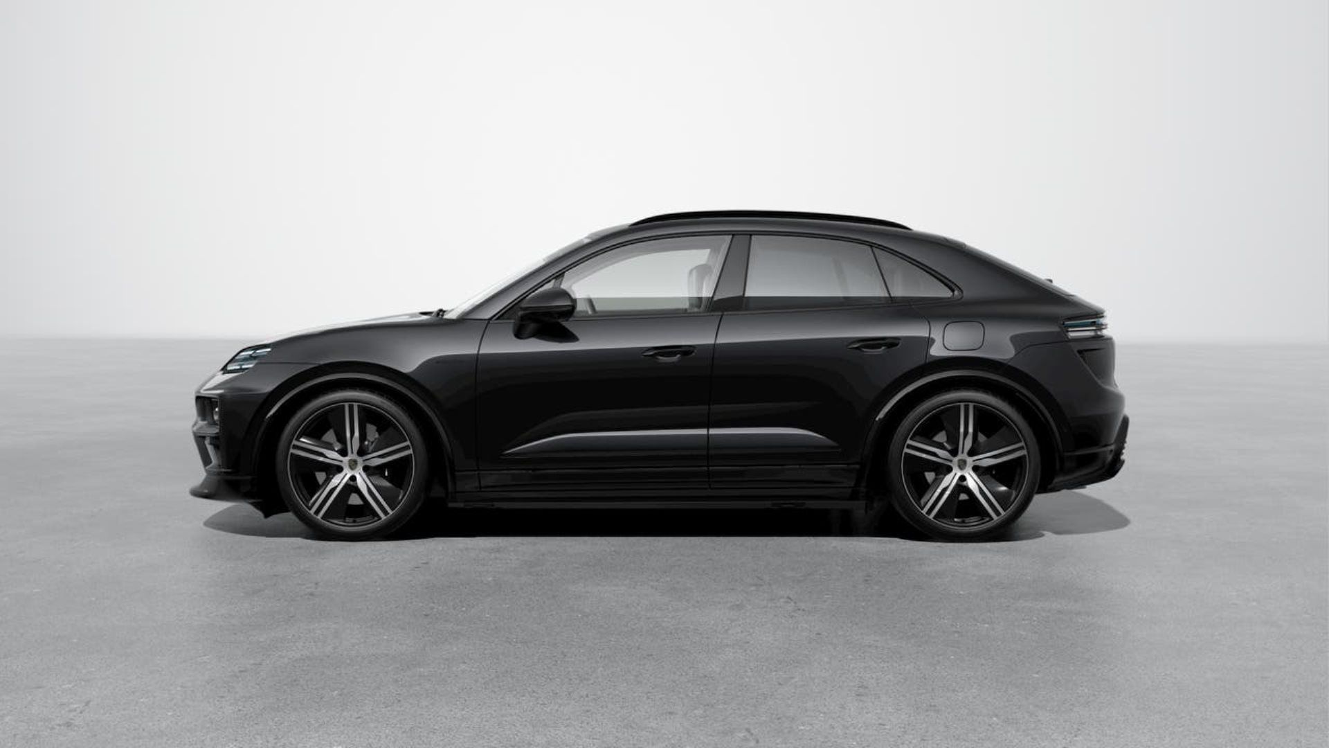 PORSCHE Macan Turbo-image-1