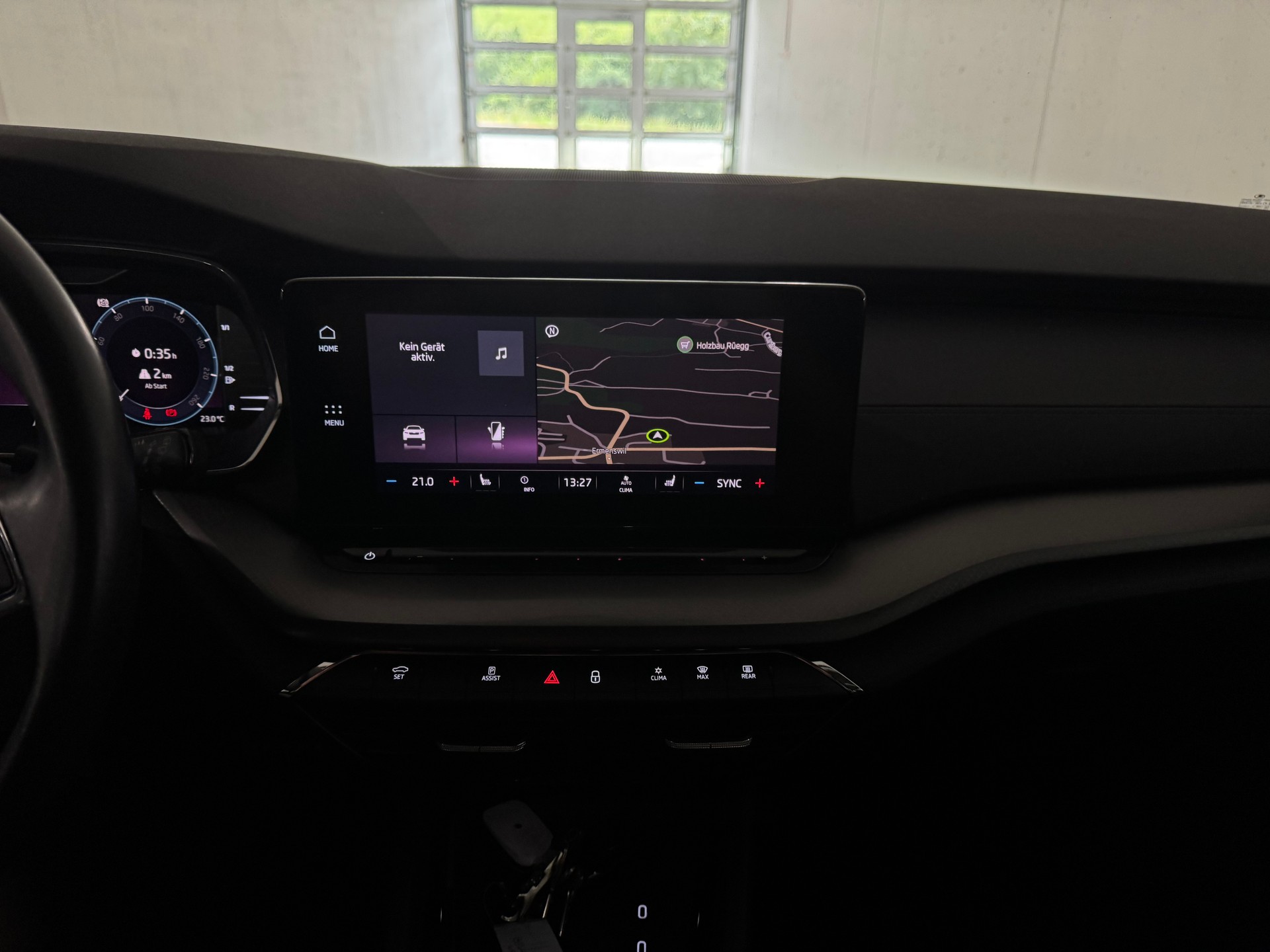 SKODA Octavia Combi 2.0 TDI DSG Ambition 4x4-image-14
