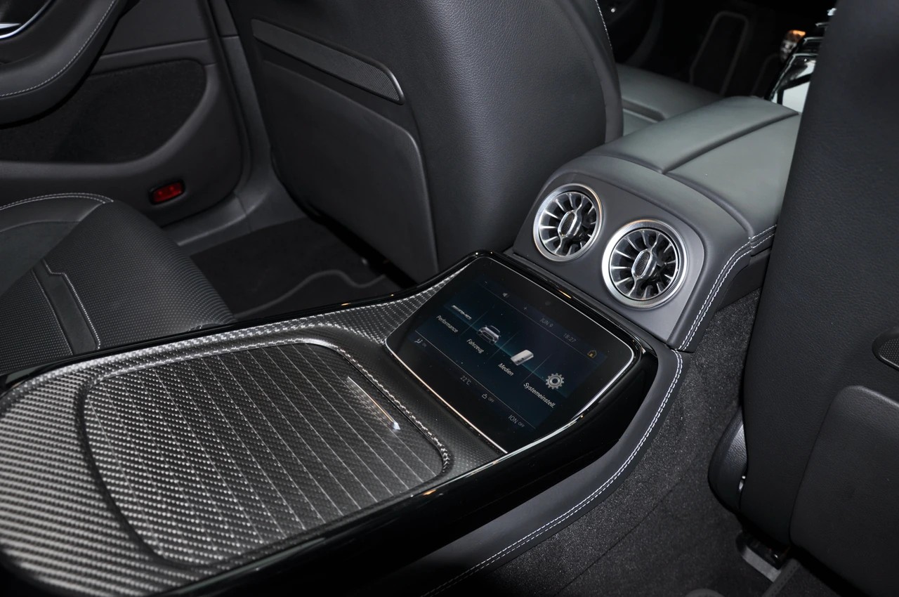 MERCEDES-BENZ AMG GT 4 63 4Matic+ Speedshift MCT-image-14